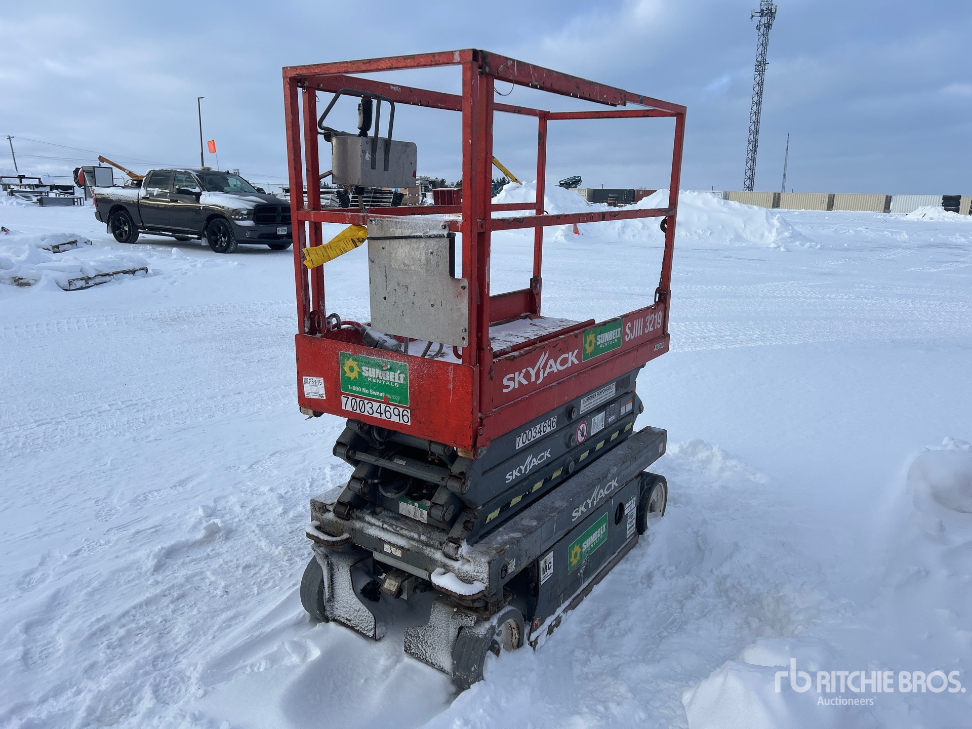 General Appearance with Picture, Right Rear Corner