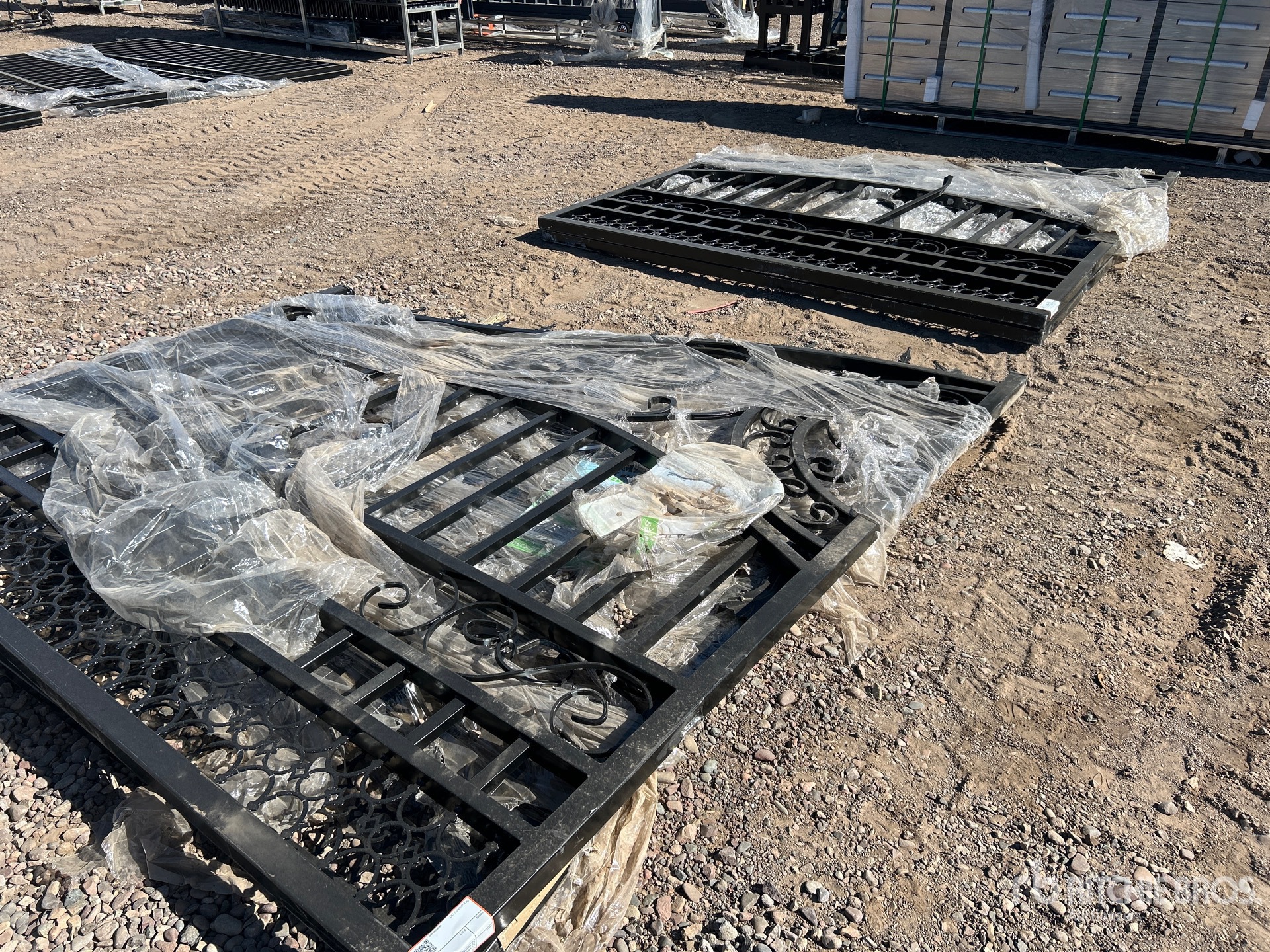 General Appearance with Image, coin avant gauche