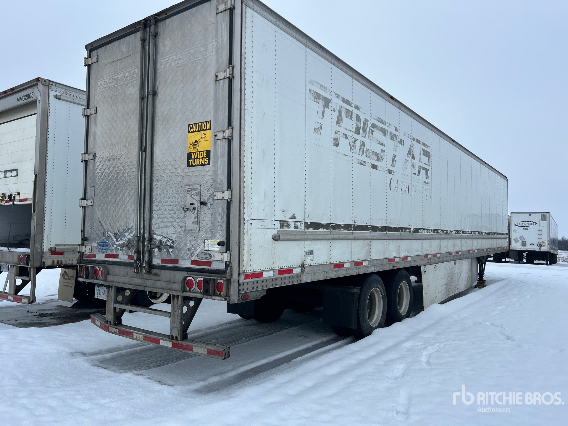 General Appearance with Foto, angolo anteriore sinistro