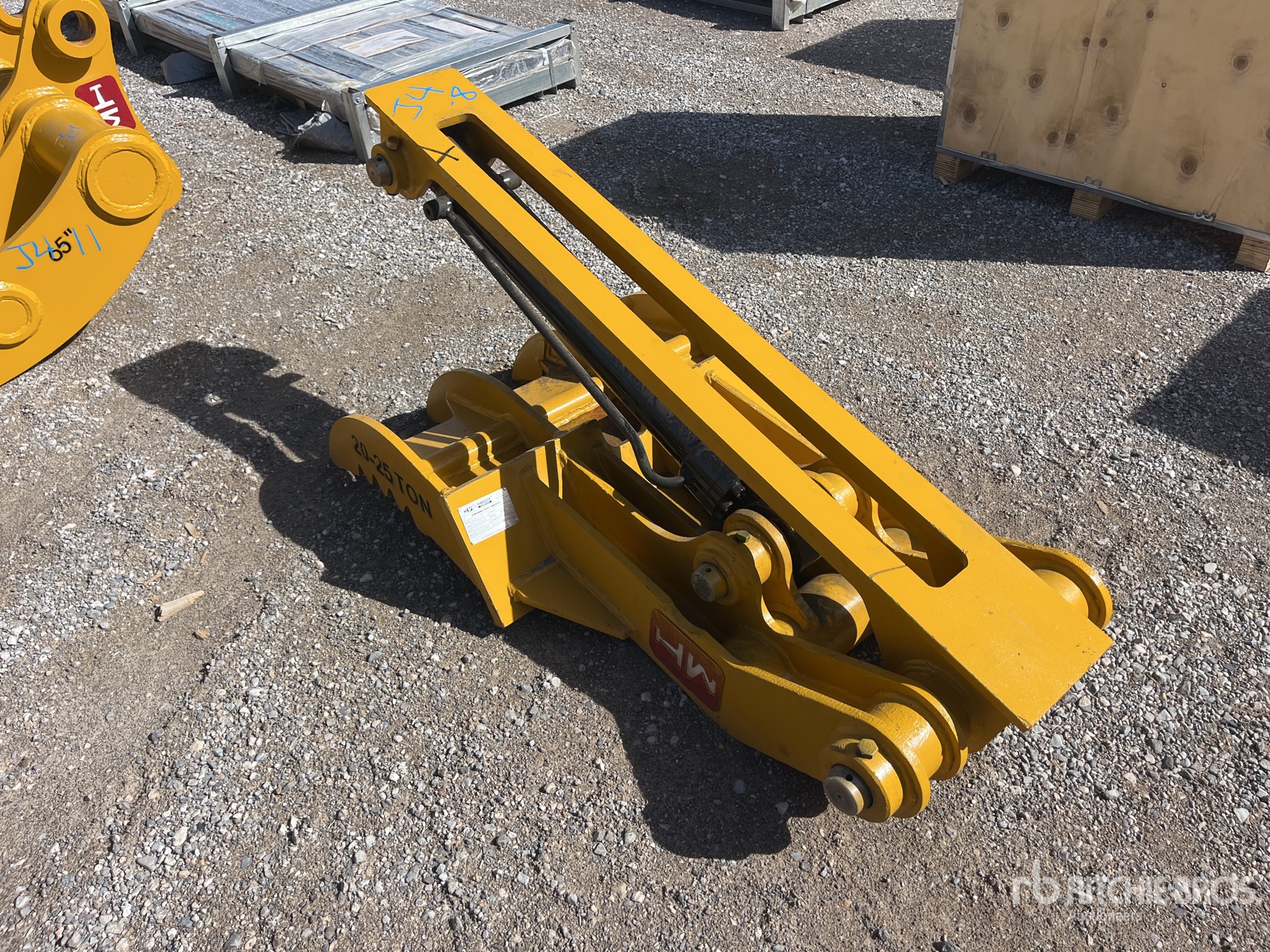 General Appearance with Bild, Ecke hinten links