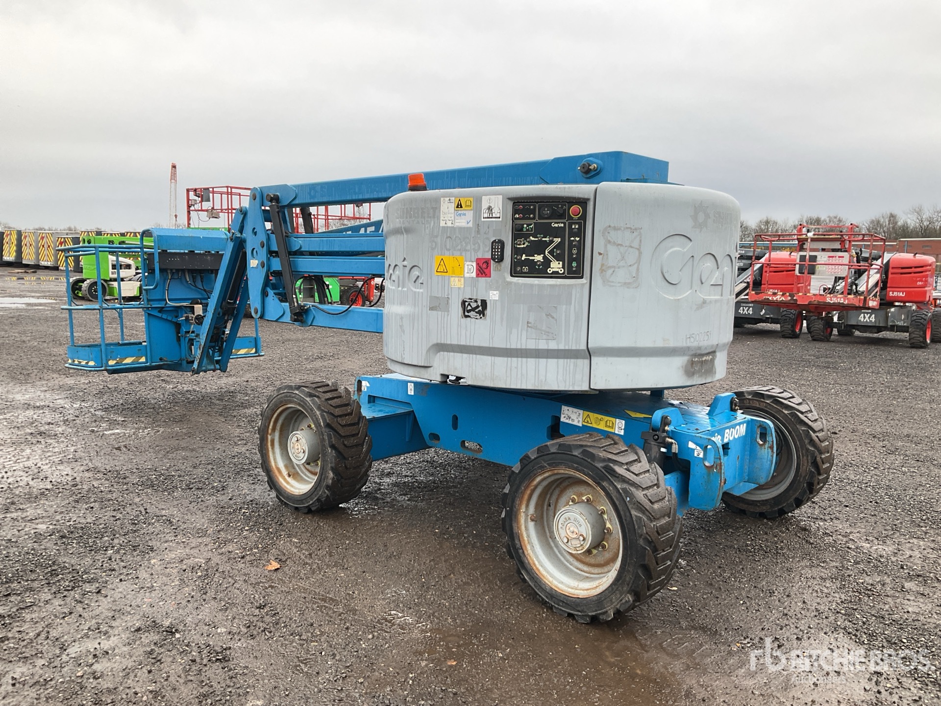 General Appearance with Picture, Left Rear Corner