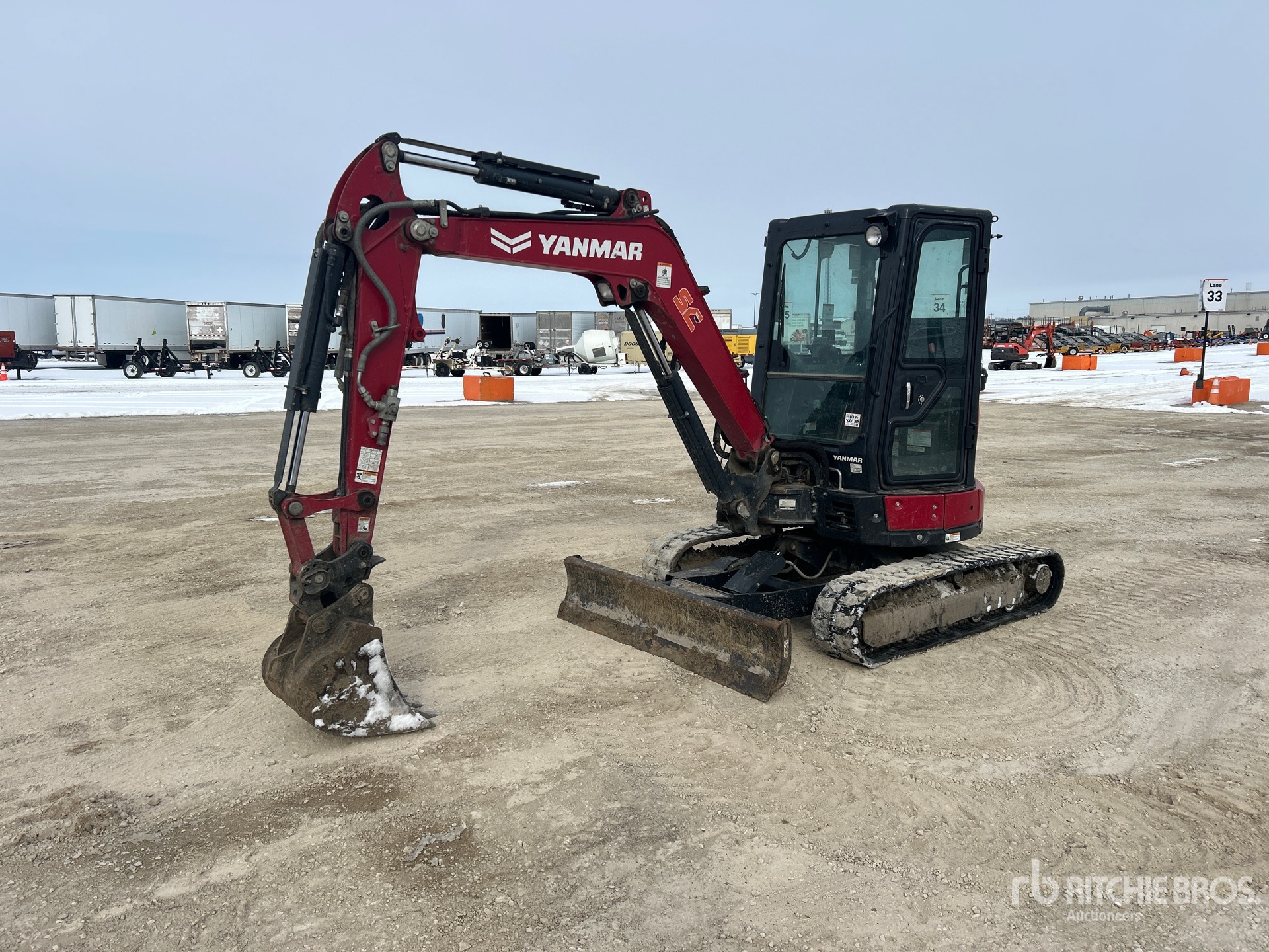 General Appearance with Picture, Left Front Corner