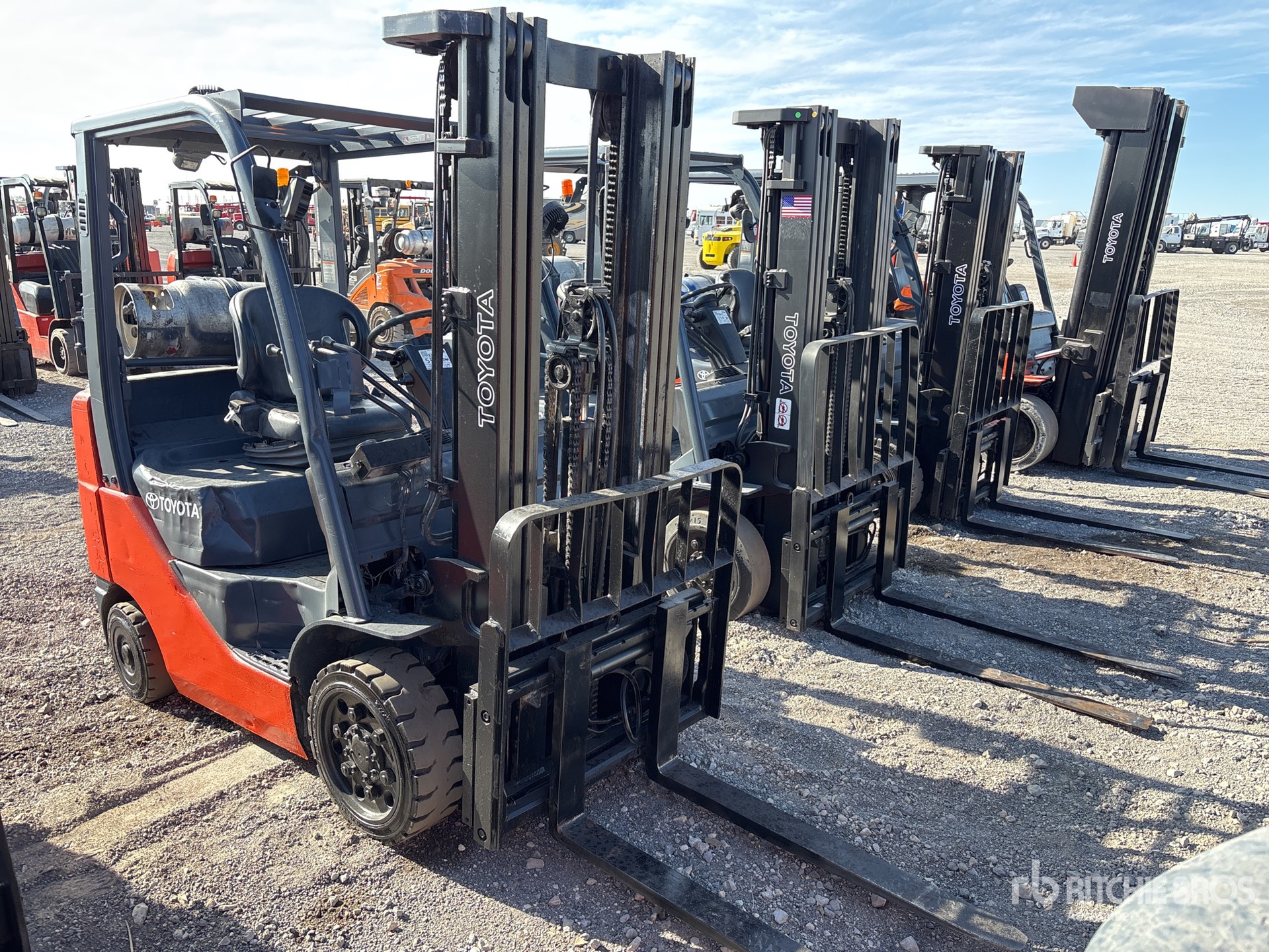 General Appearance with Bild, Ecke vorne rechts