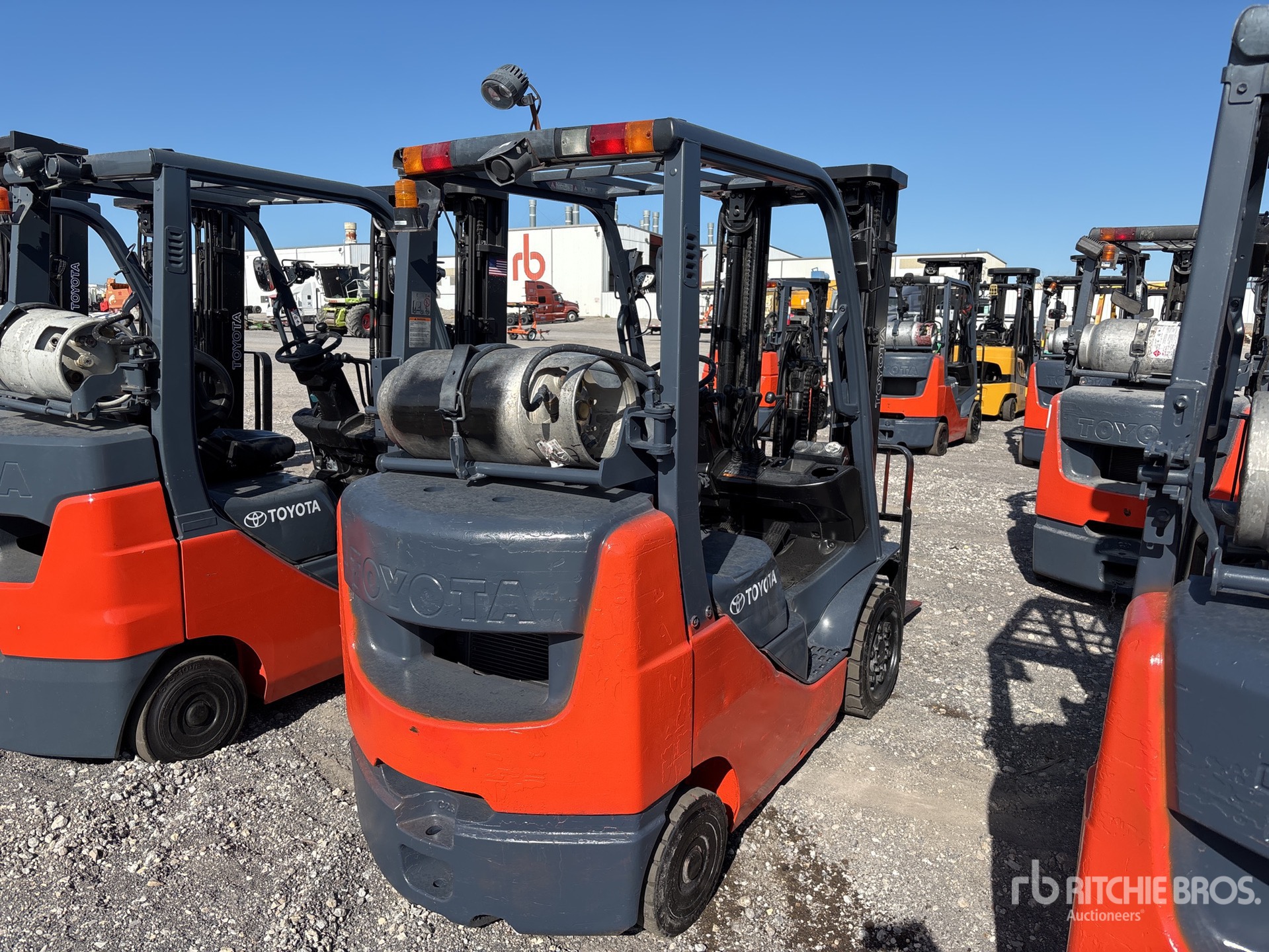 General Appearance with Bild, Ecke hinten rechts