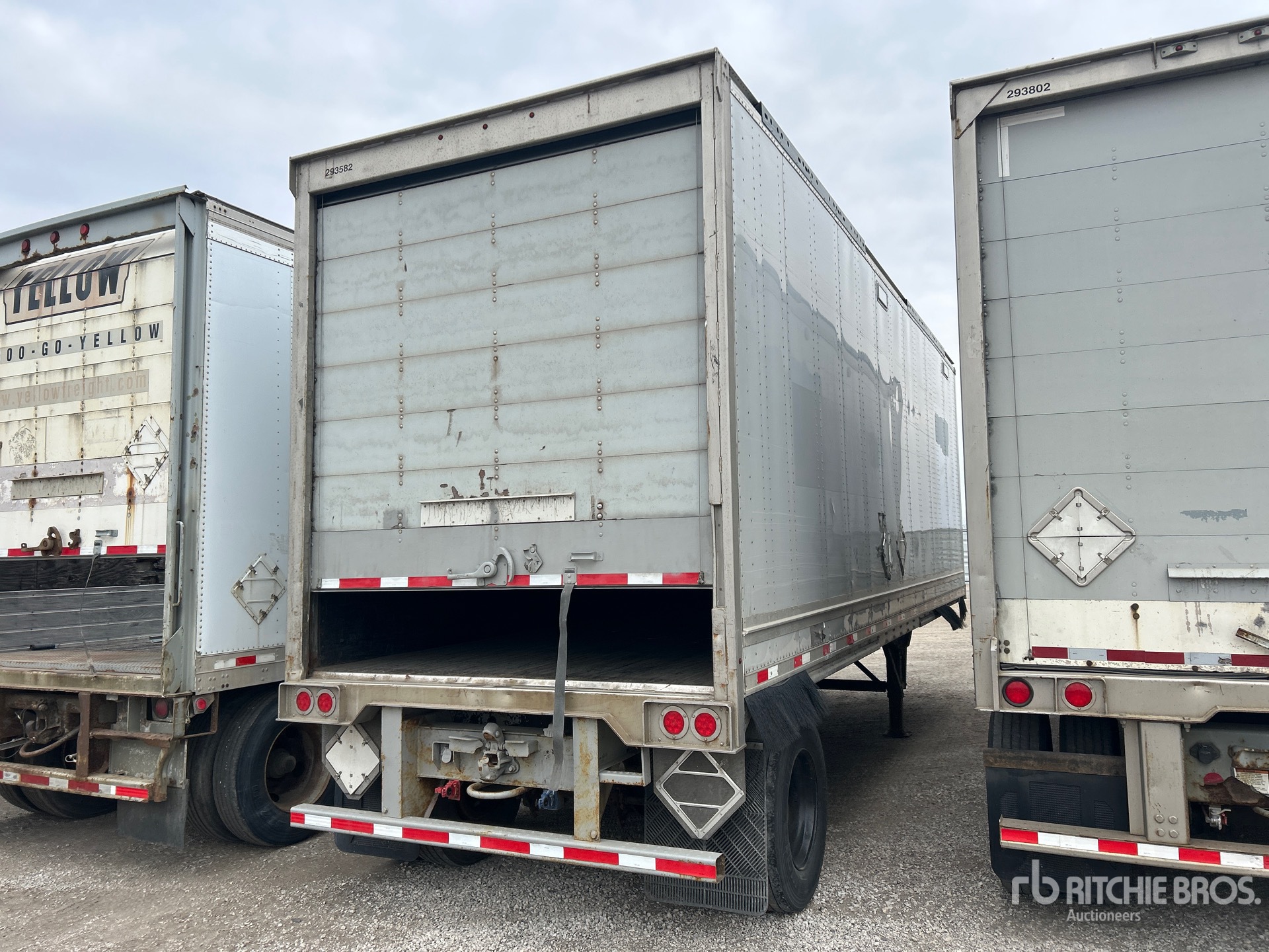 General Appearance with Imagen: esquina trasera derecha