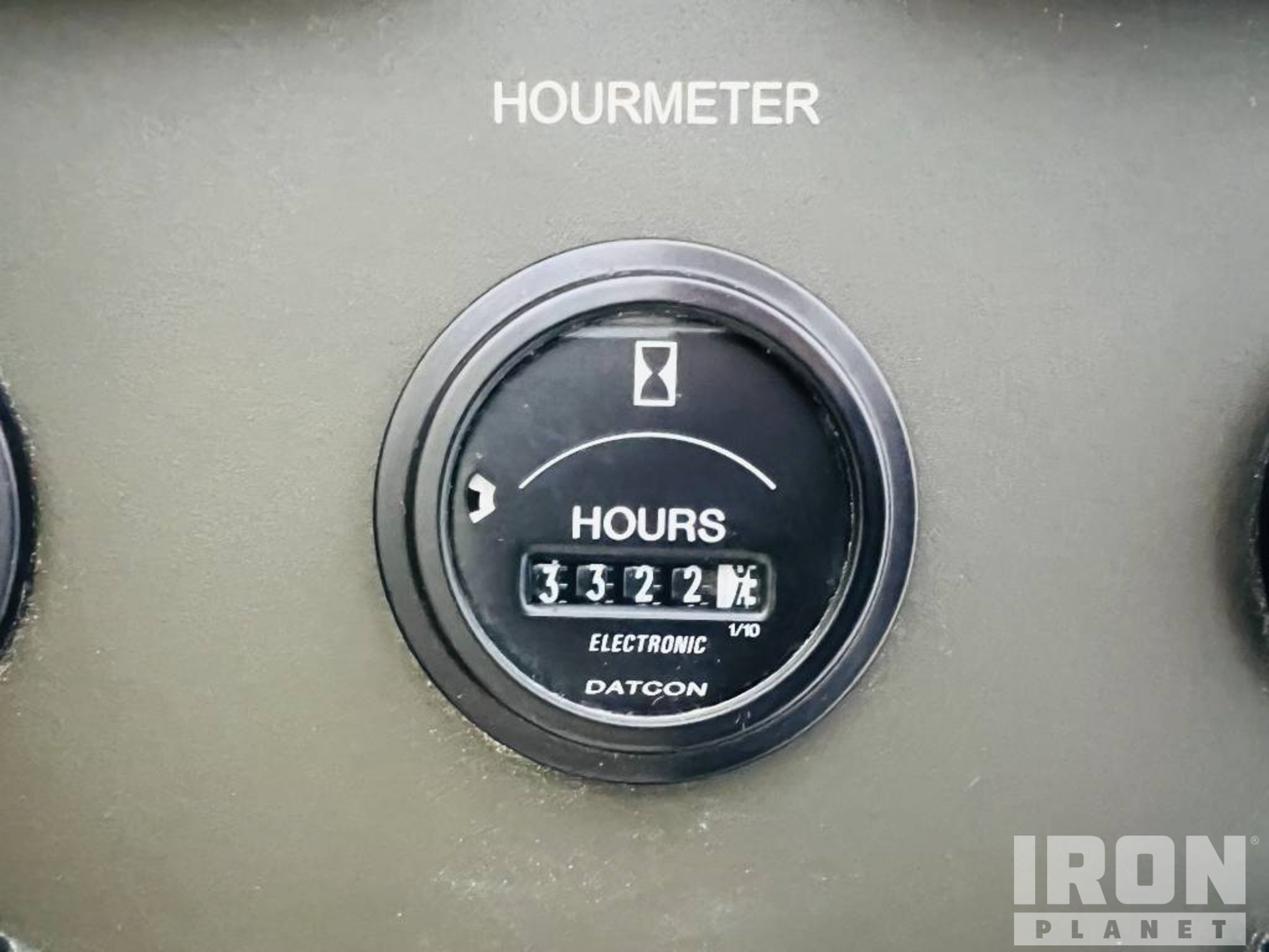 General Appearance with Hour Meter / Odometer