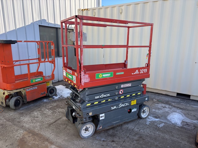 2017 Skyjack SJIII 3219 Electric Scissor Lift
