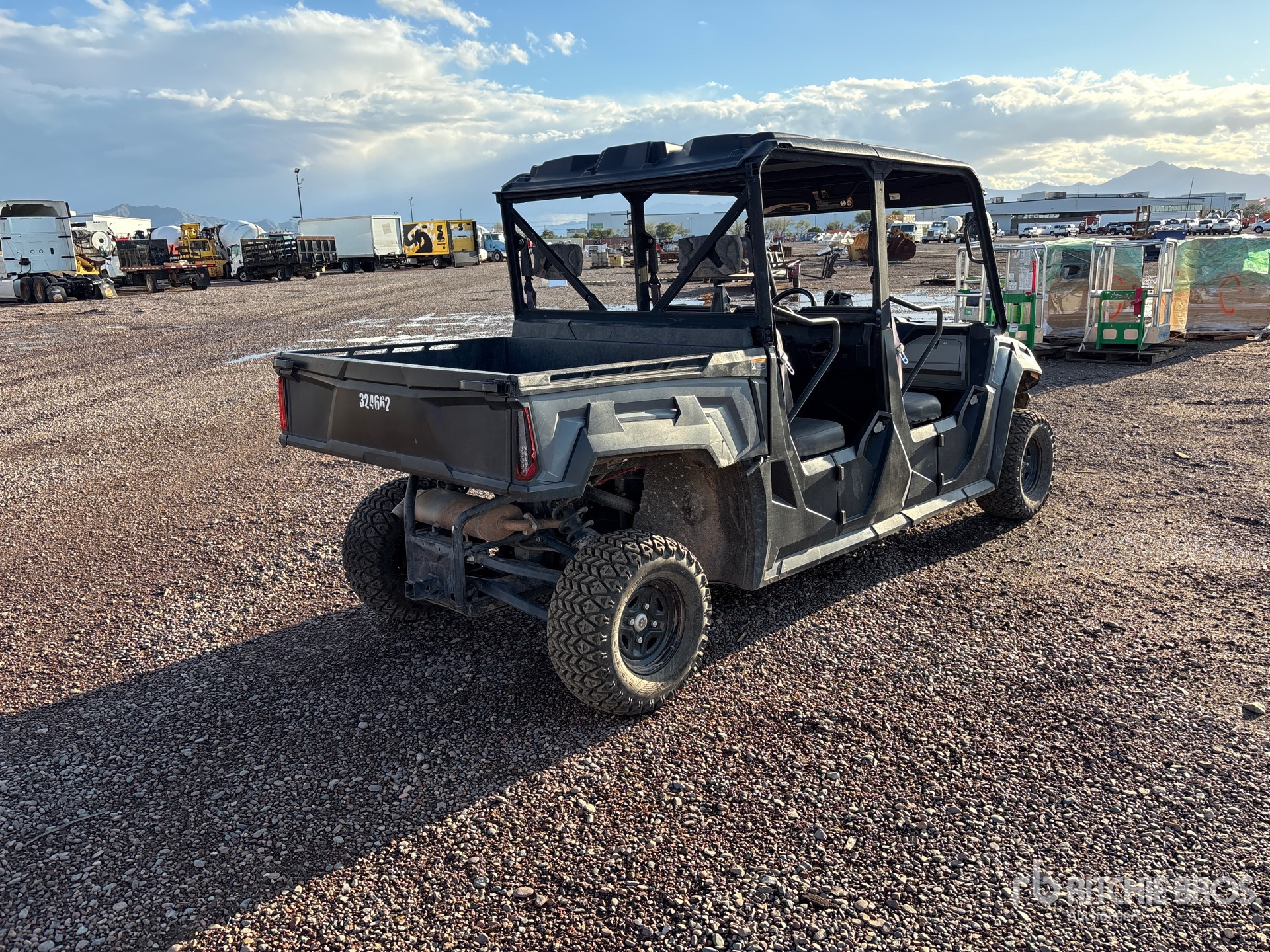 General Appearance with Picture, Right Rear Corner