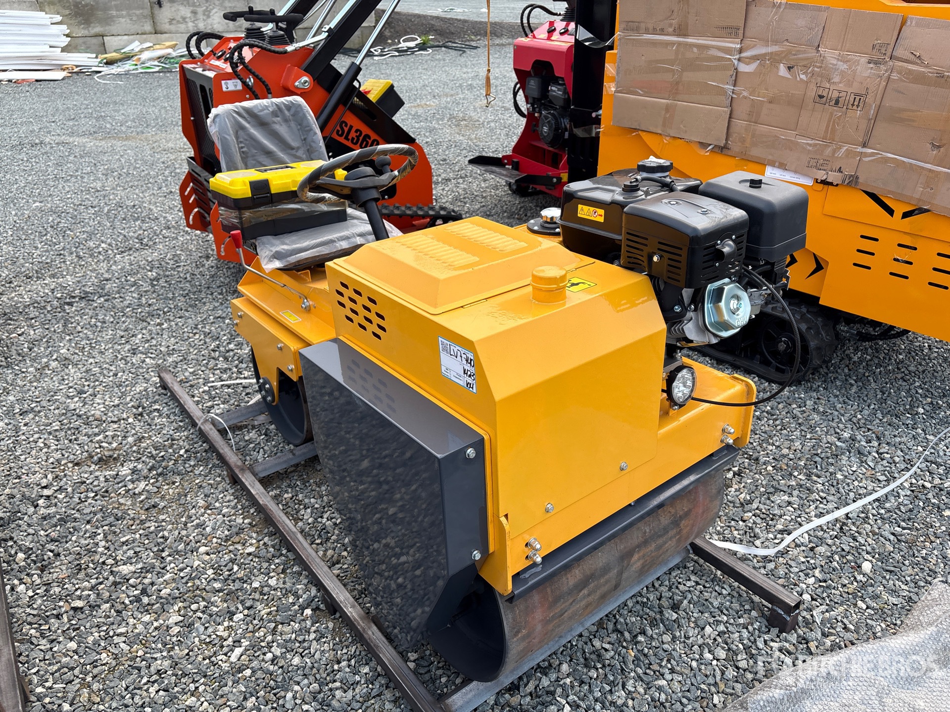 General Appearance with Picture, Right Front Corner