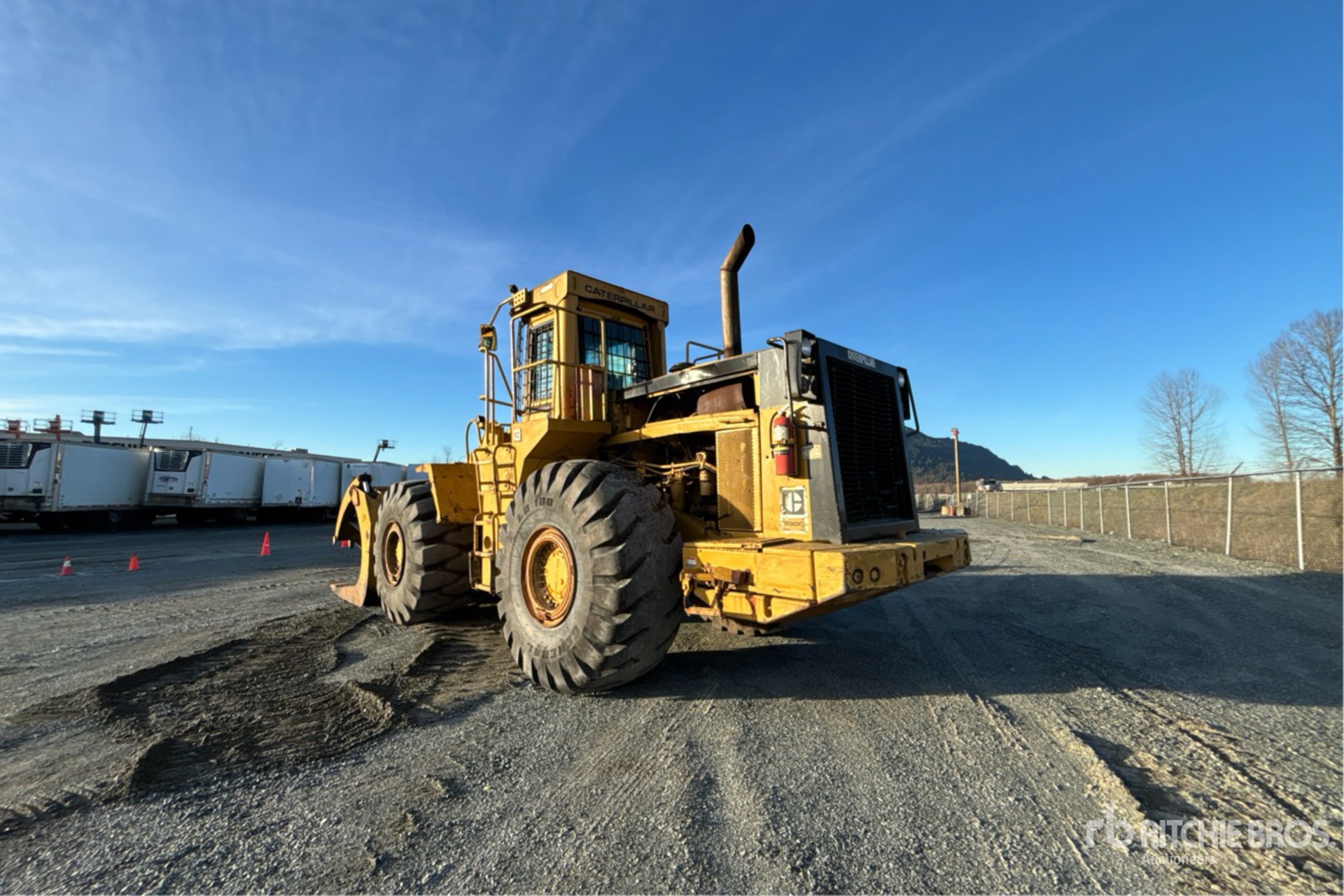 Aspect général with Image, coin arrière gauche