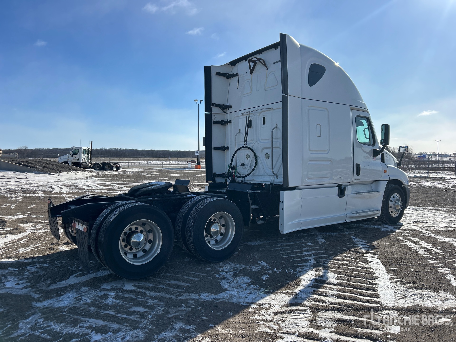 General Appearance with Imagen: esquina trasera derecha