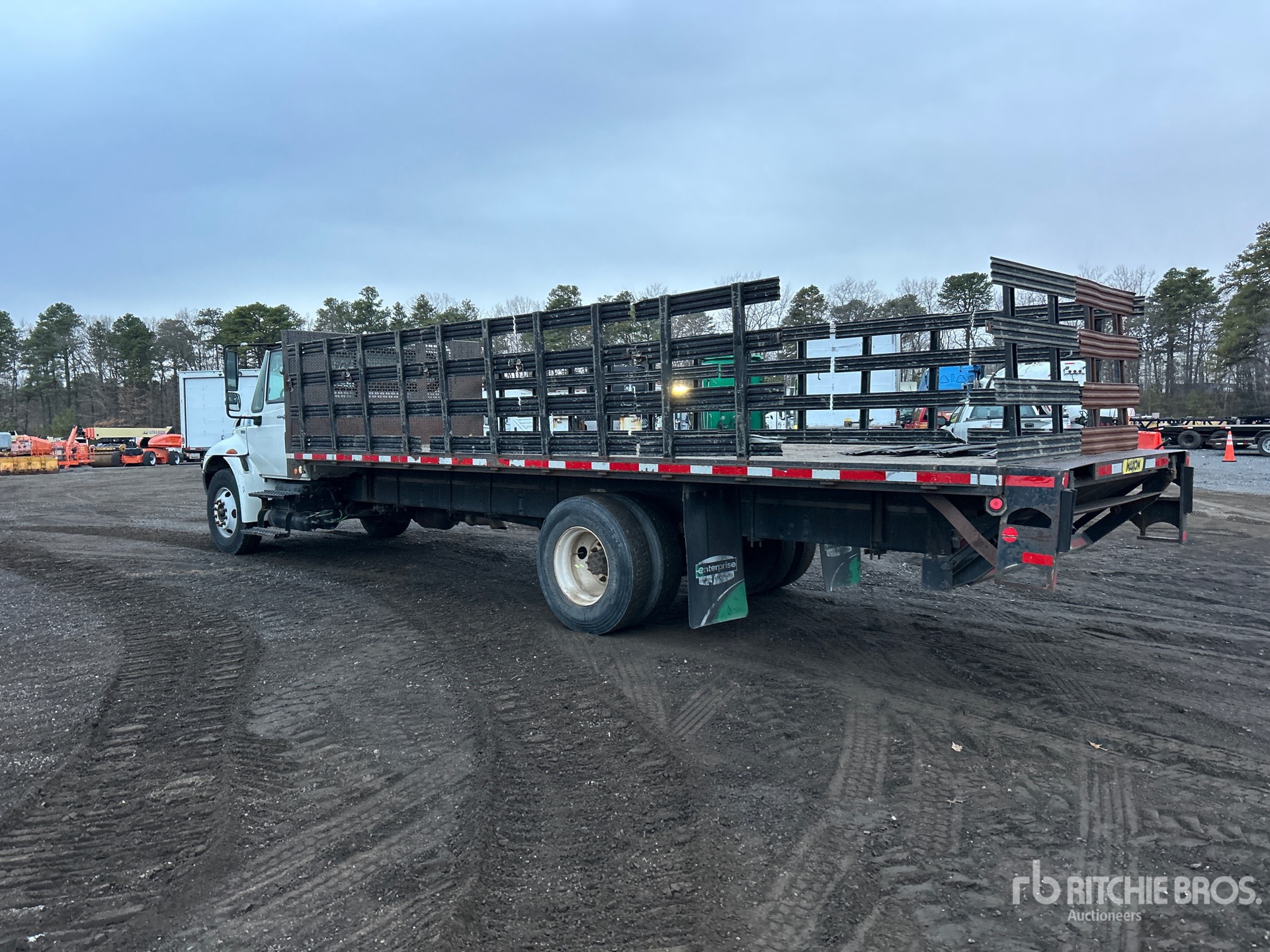 General Appearance with Imagen: esquina trasera izquierda