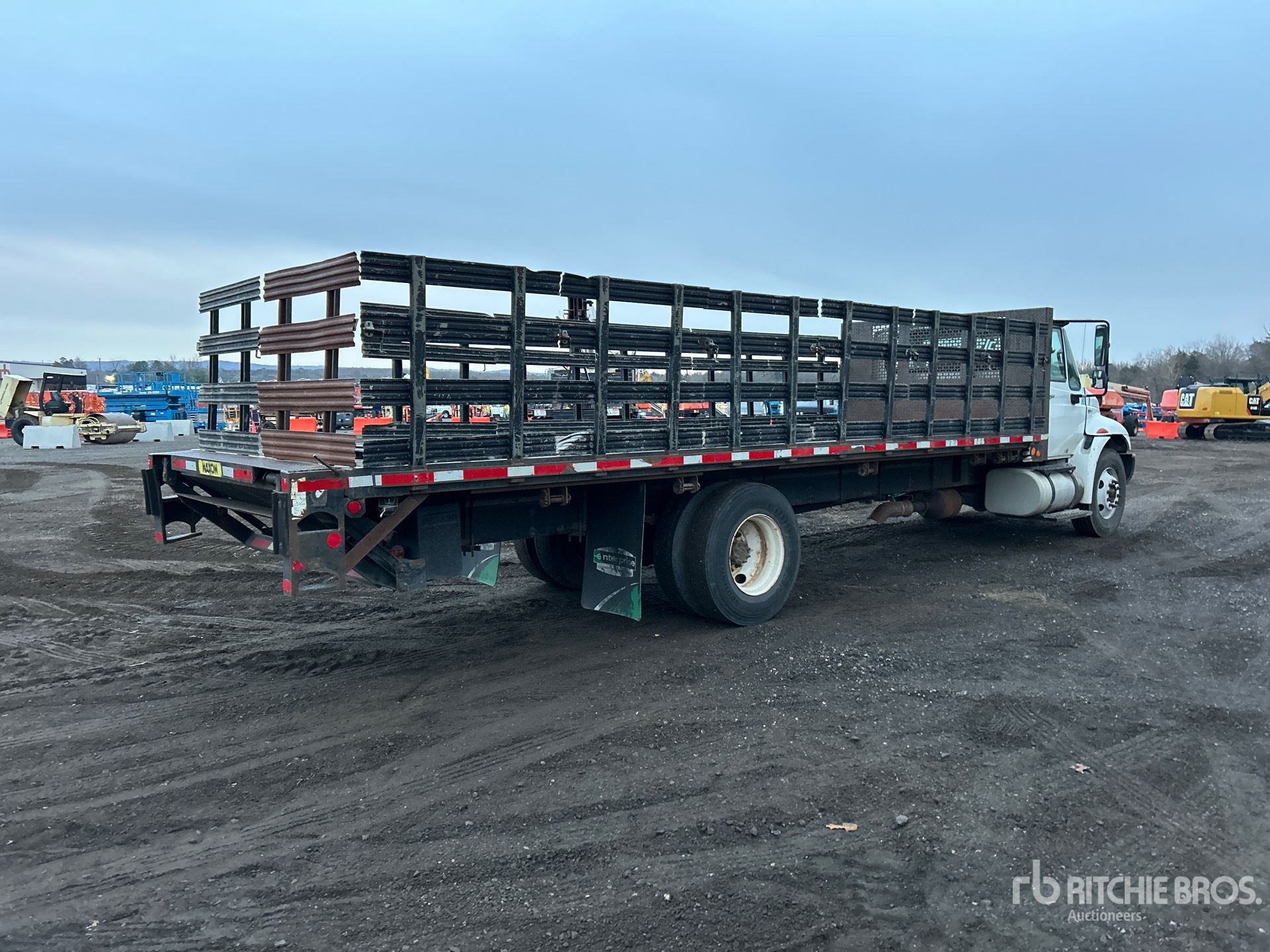 General Appearance with Imagen: esquina trasera derecha