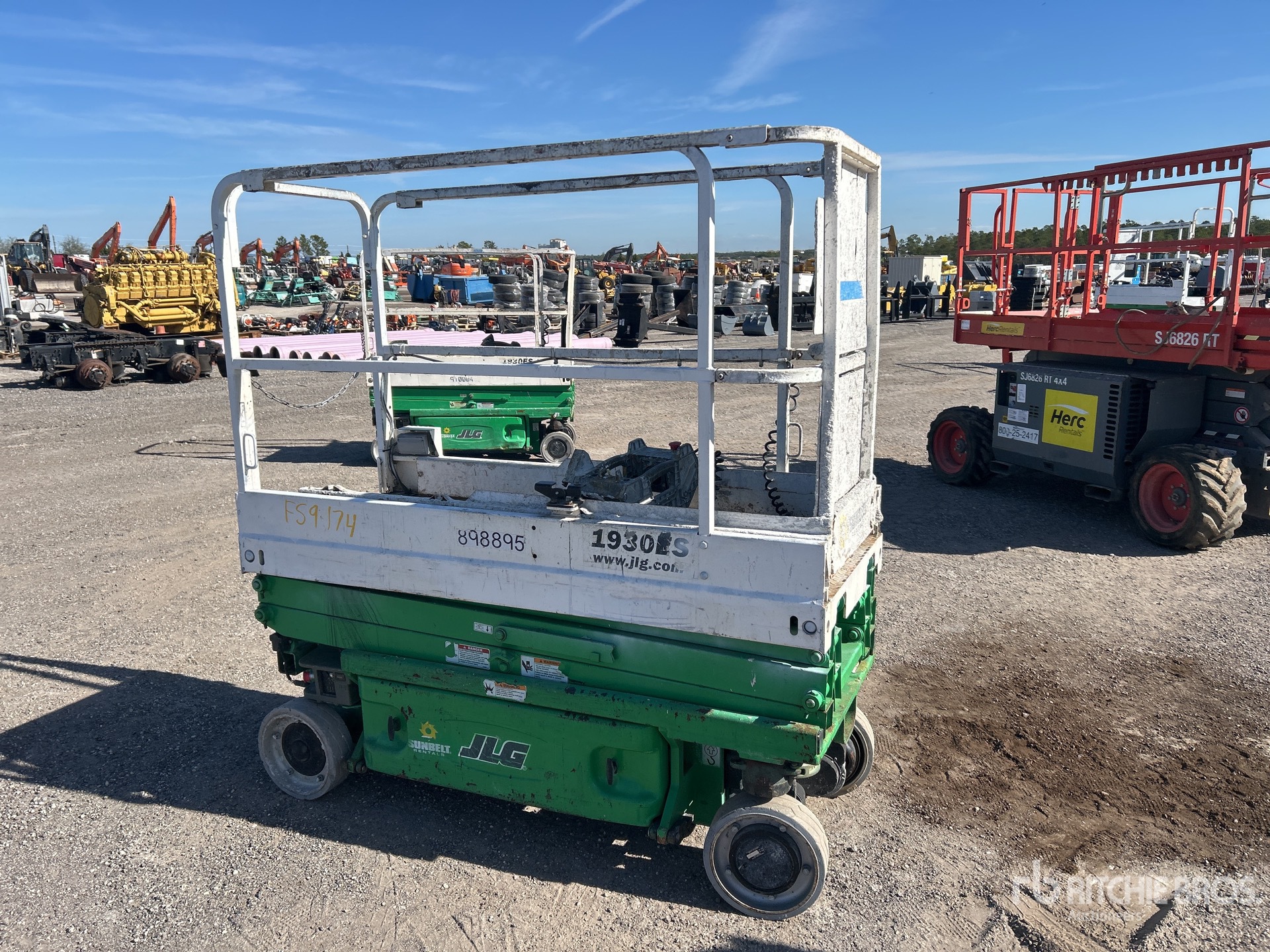 General Appearance with Zdjęcie, prawy górny róg