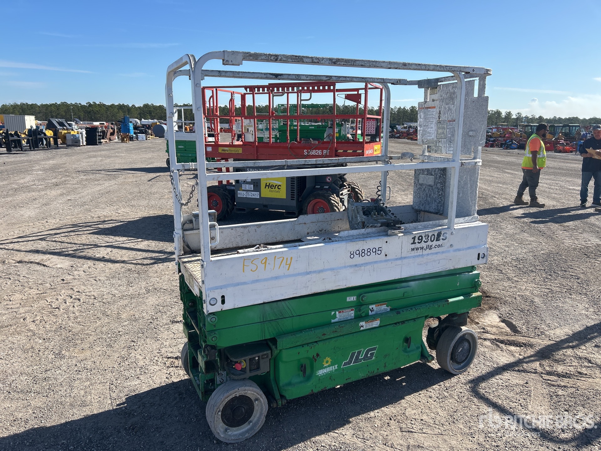 General Appearance with Zdjęcie, prawy dolny róg