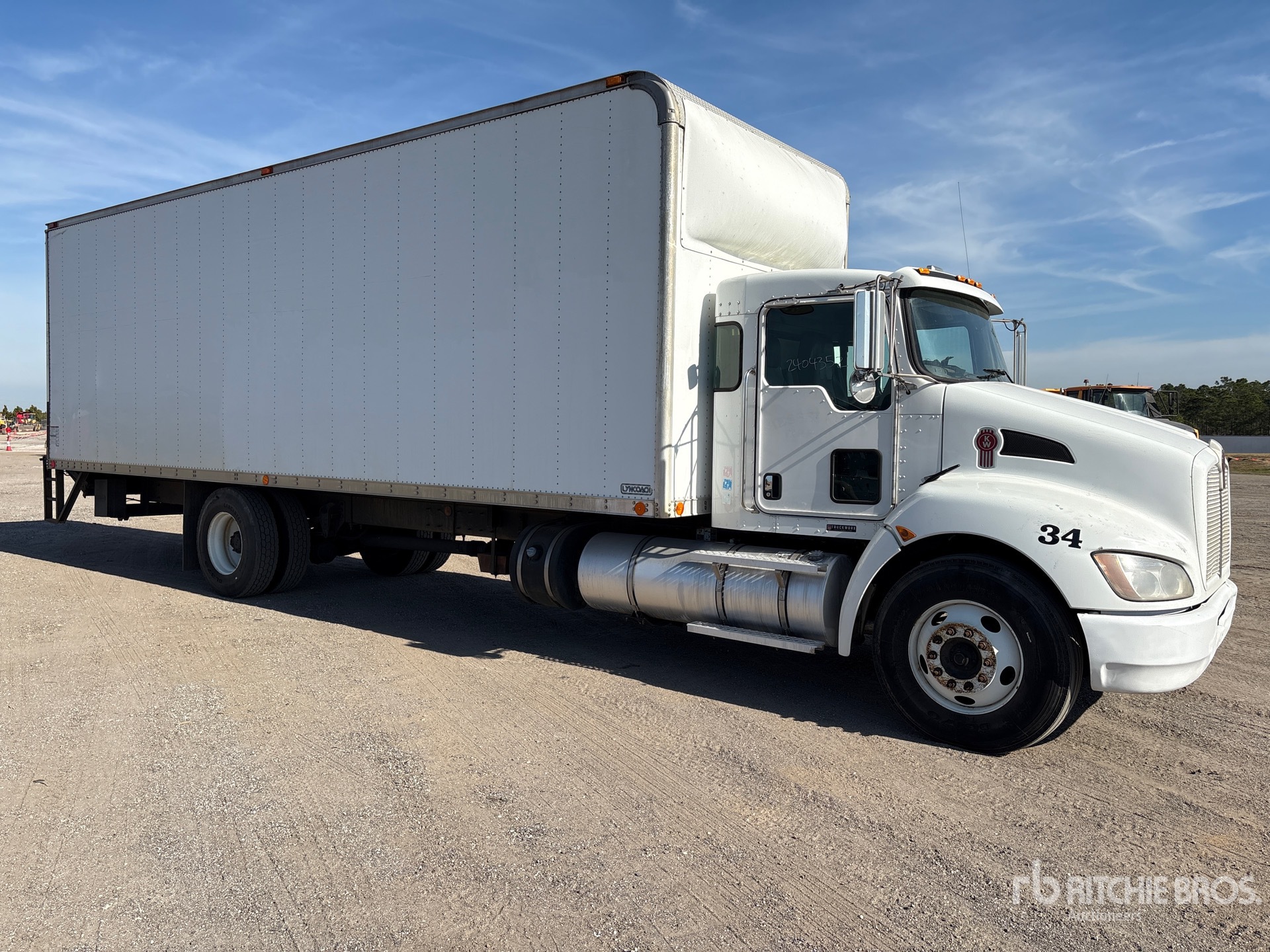 General Appearance with Foto, angolo anteriore destro