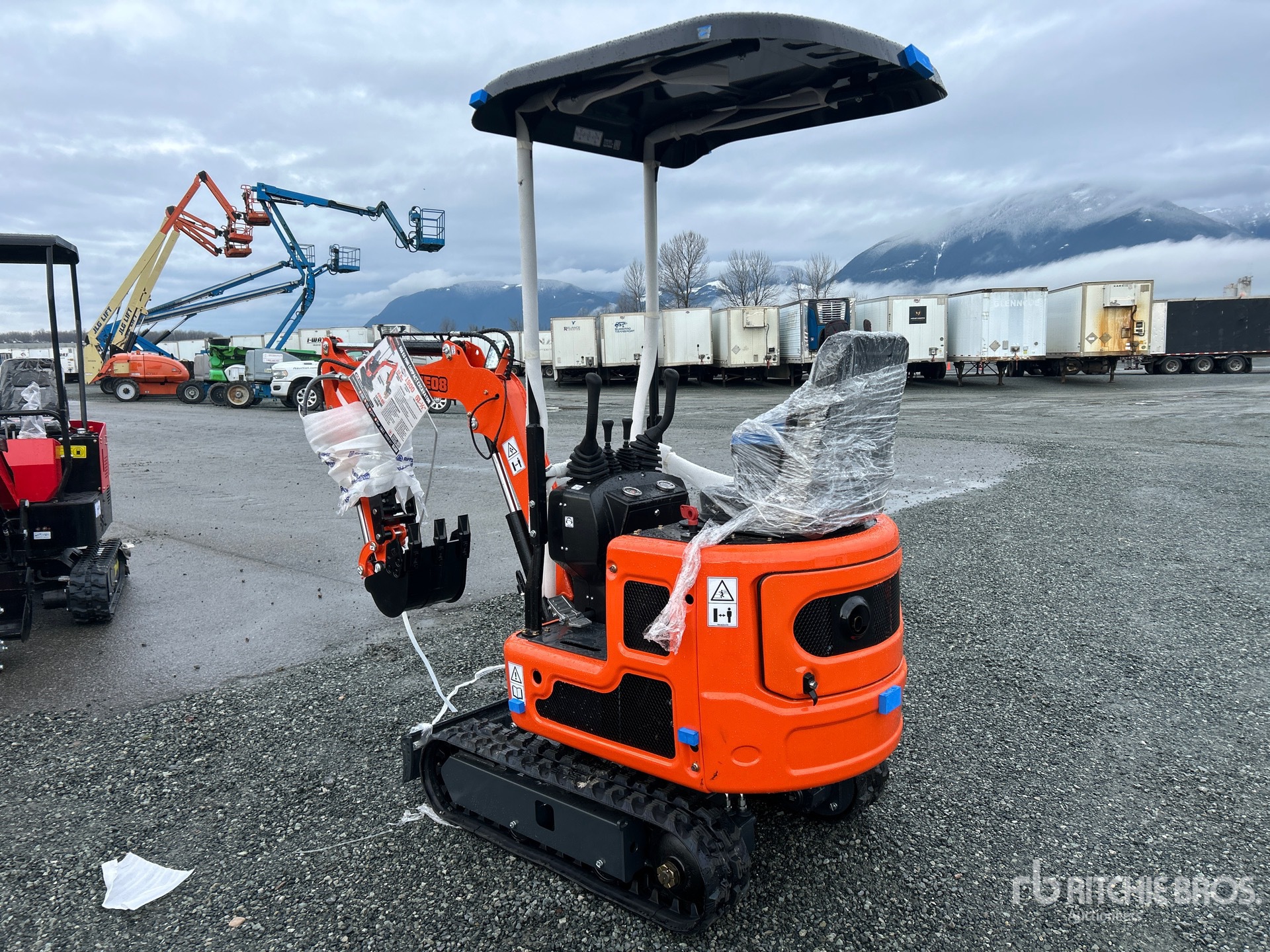 General Appearance with Picture, Left Rear Corner