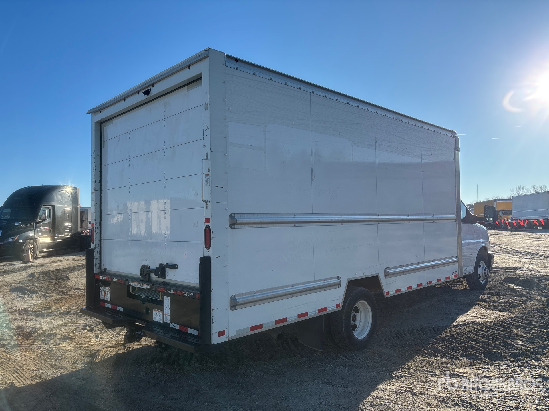 General Appearance with Picture, Right Rear Corner