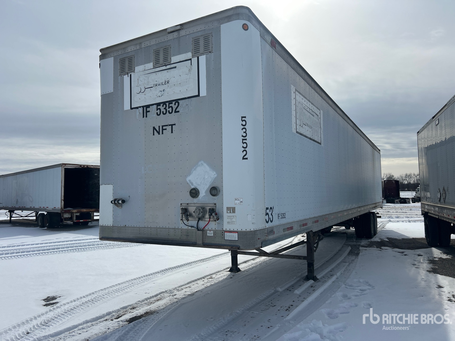 General Appearance with Featured Photo