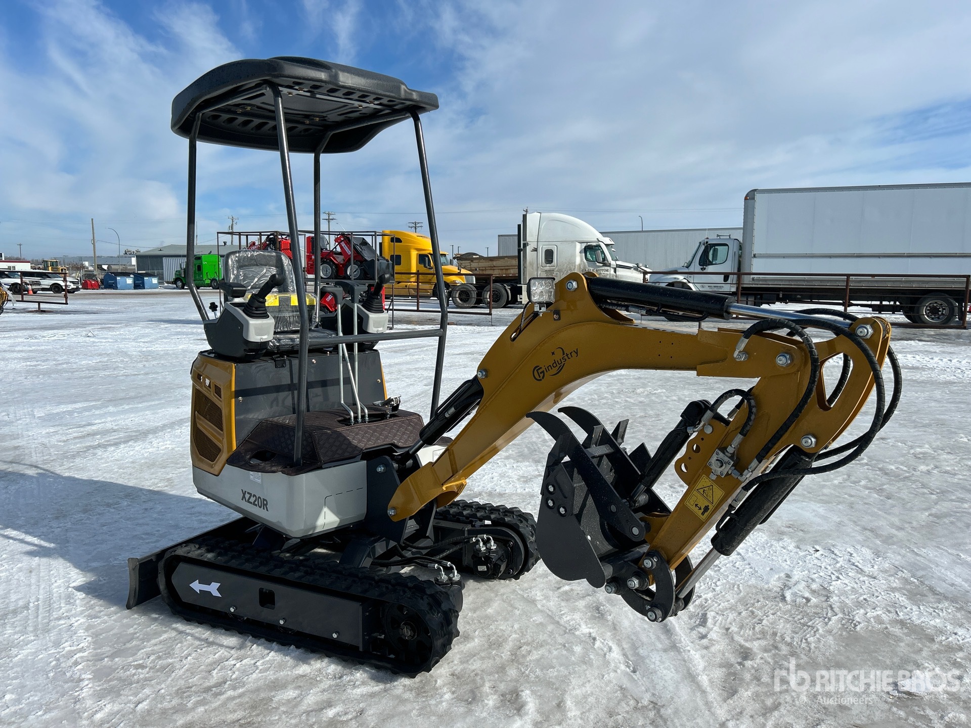 General Appearance with Picture, Right Front Corner