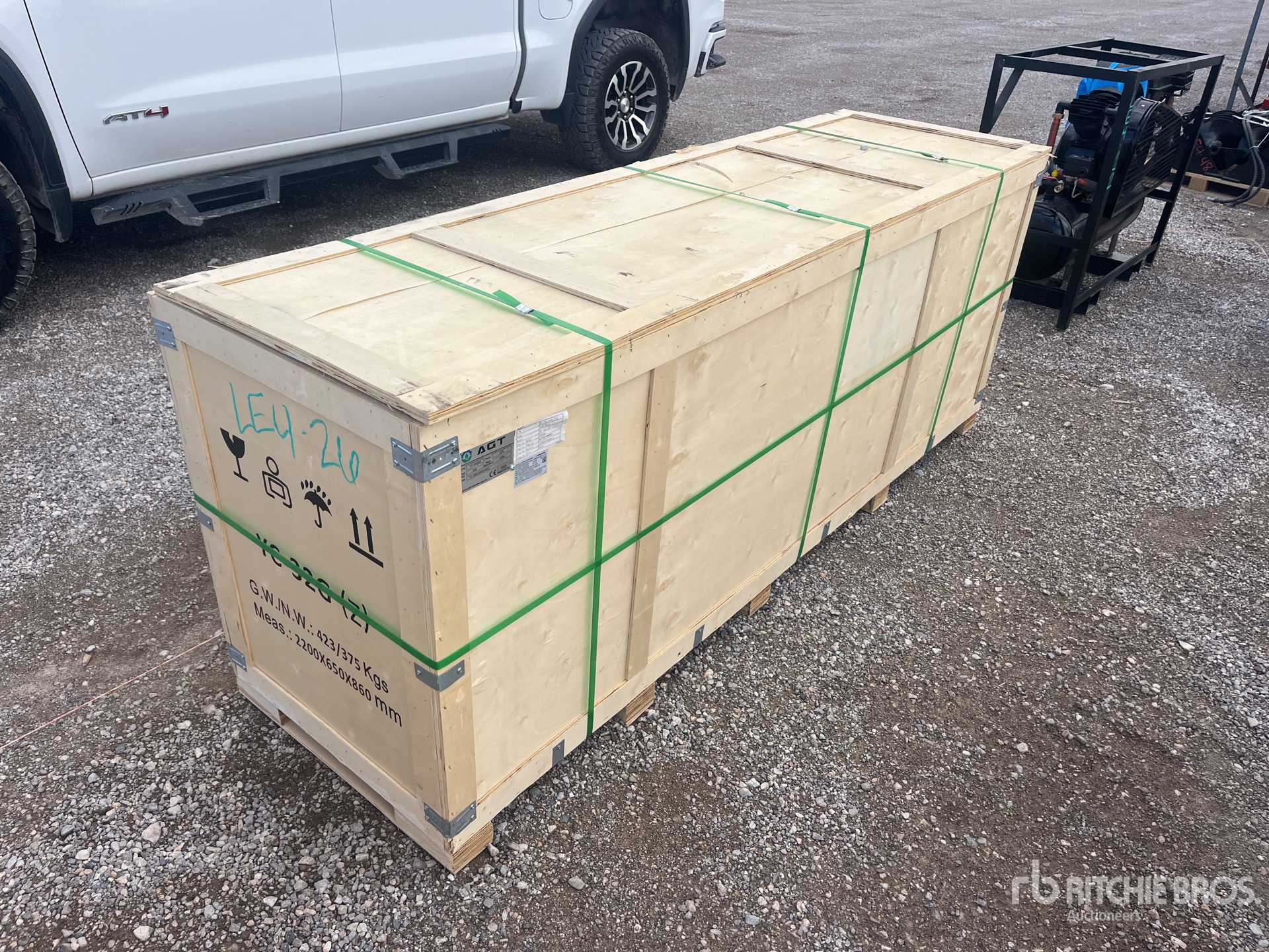 General Appearance with Picture, Left Rear Corner