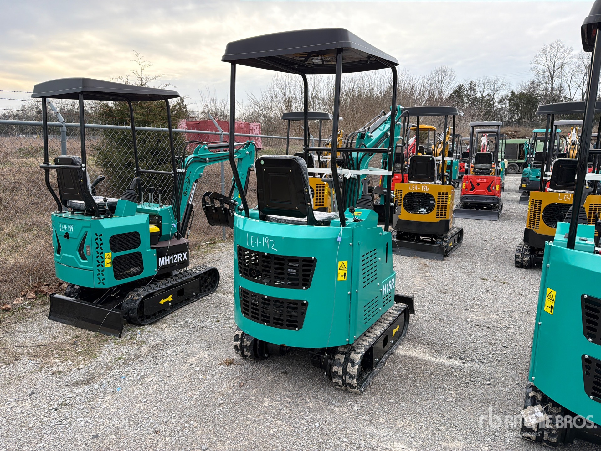 General Appearance with Picture, Right Rear Corner