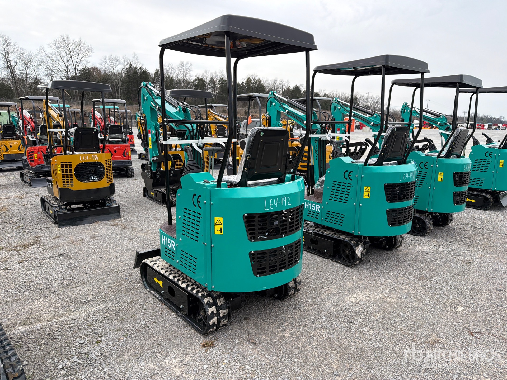 General Appearance with Picture, Left Rear Corner