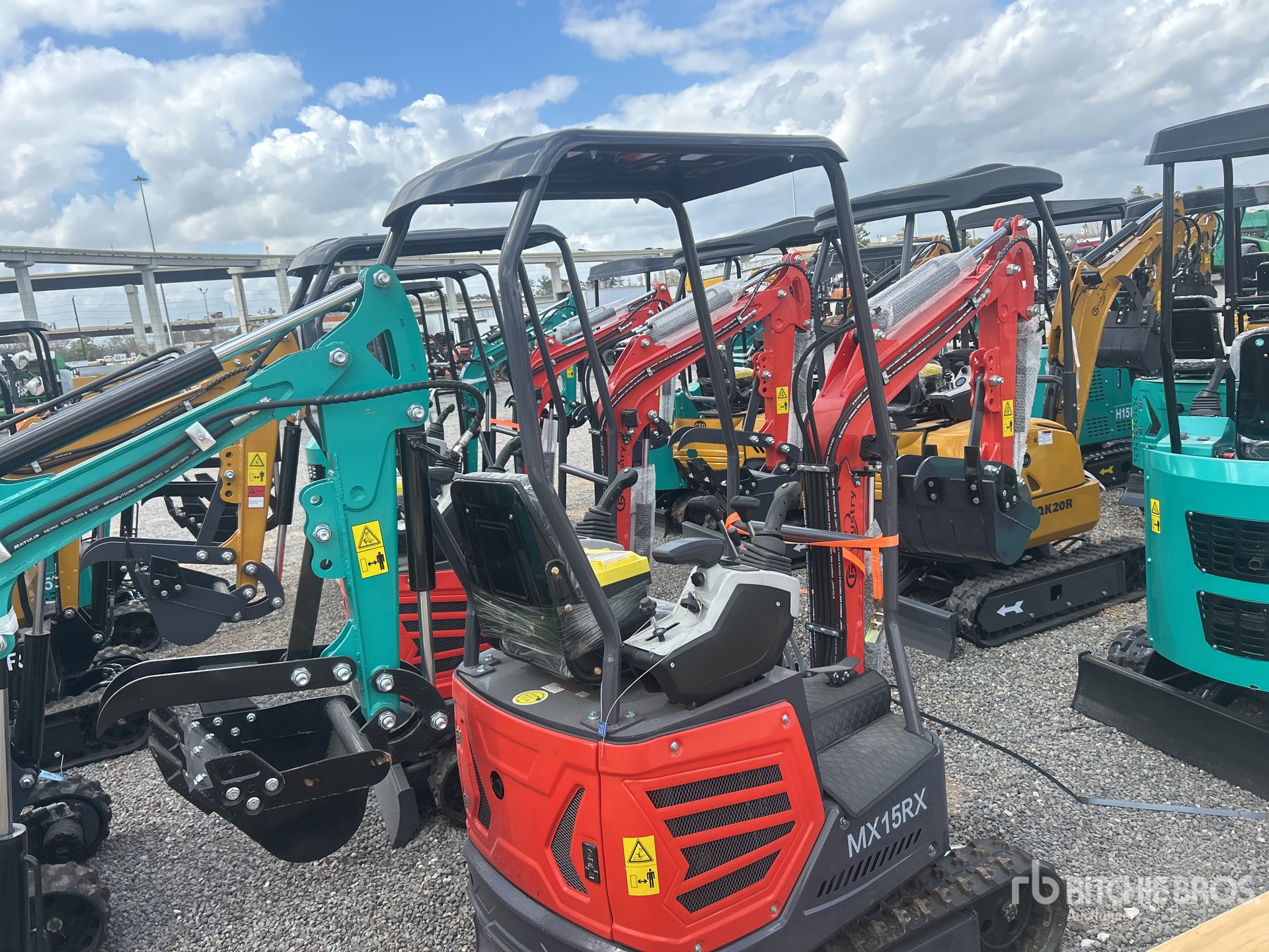 General Appearance with Imagen: esquina trasera derecha