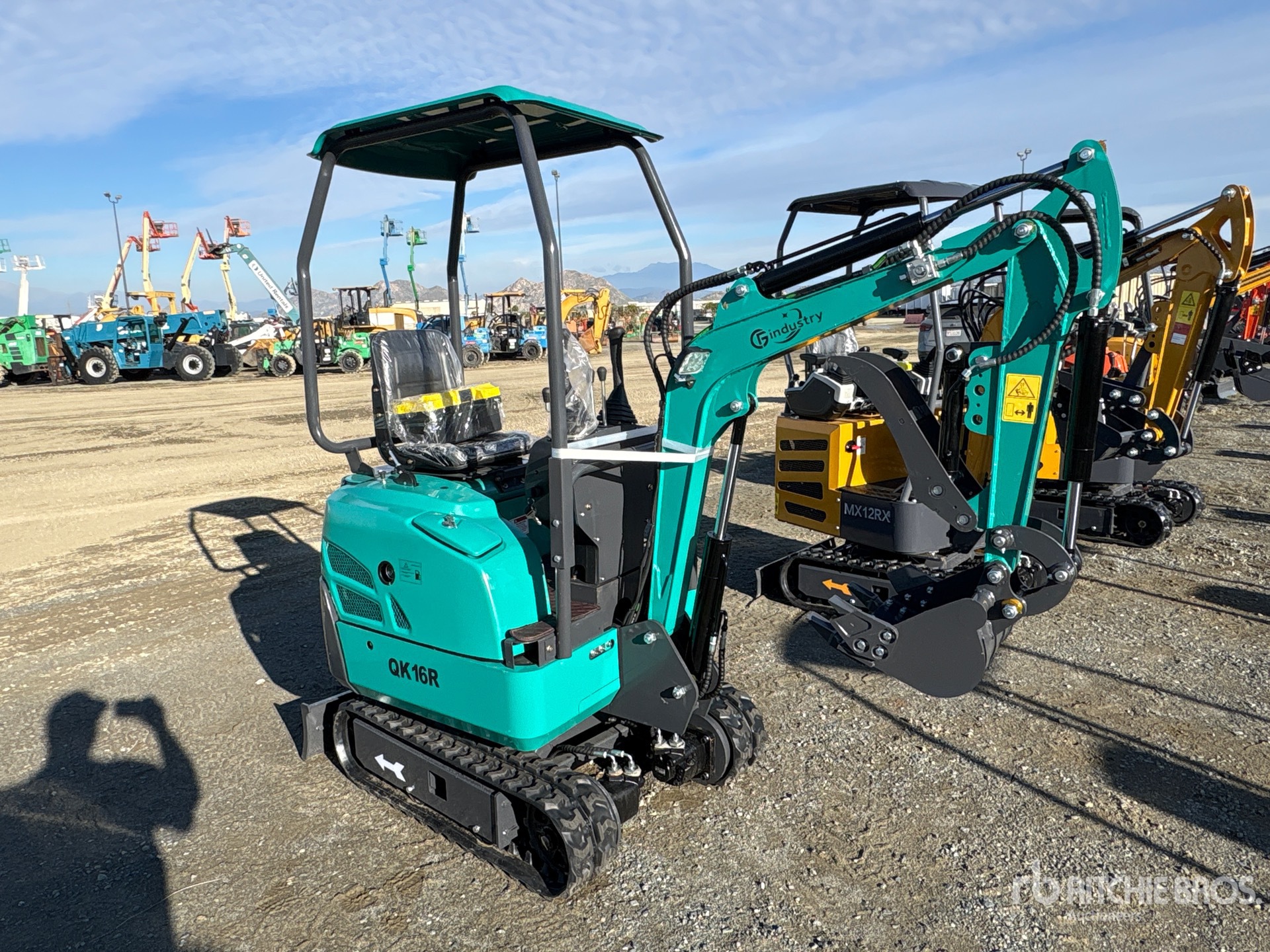 General Appearance with Picture, Right Front Corner