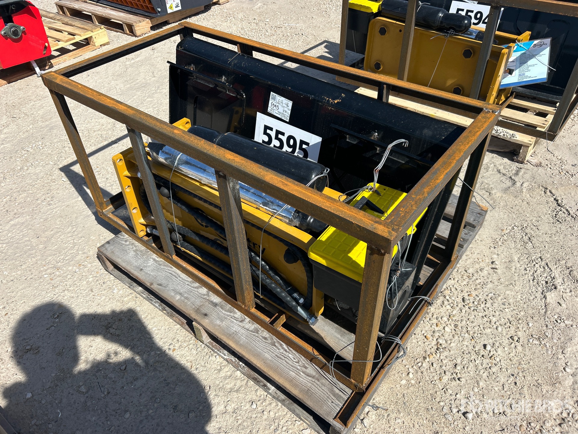 General Appearance with Picture, Left Front Corner