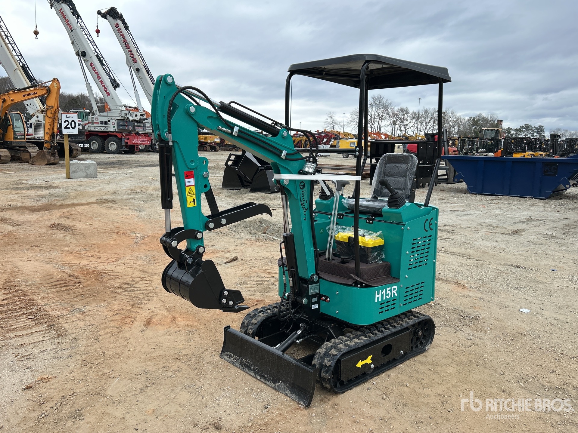 General Appearance with Picture, Left Front Corner