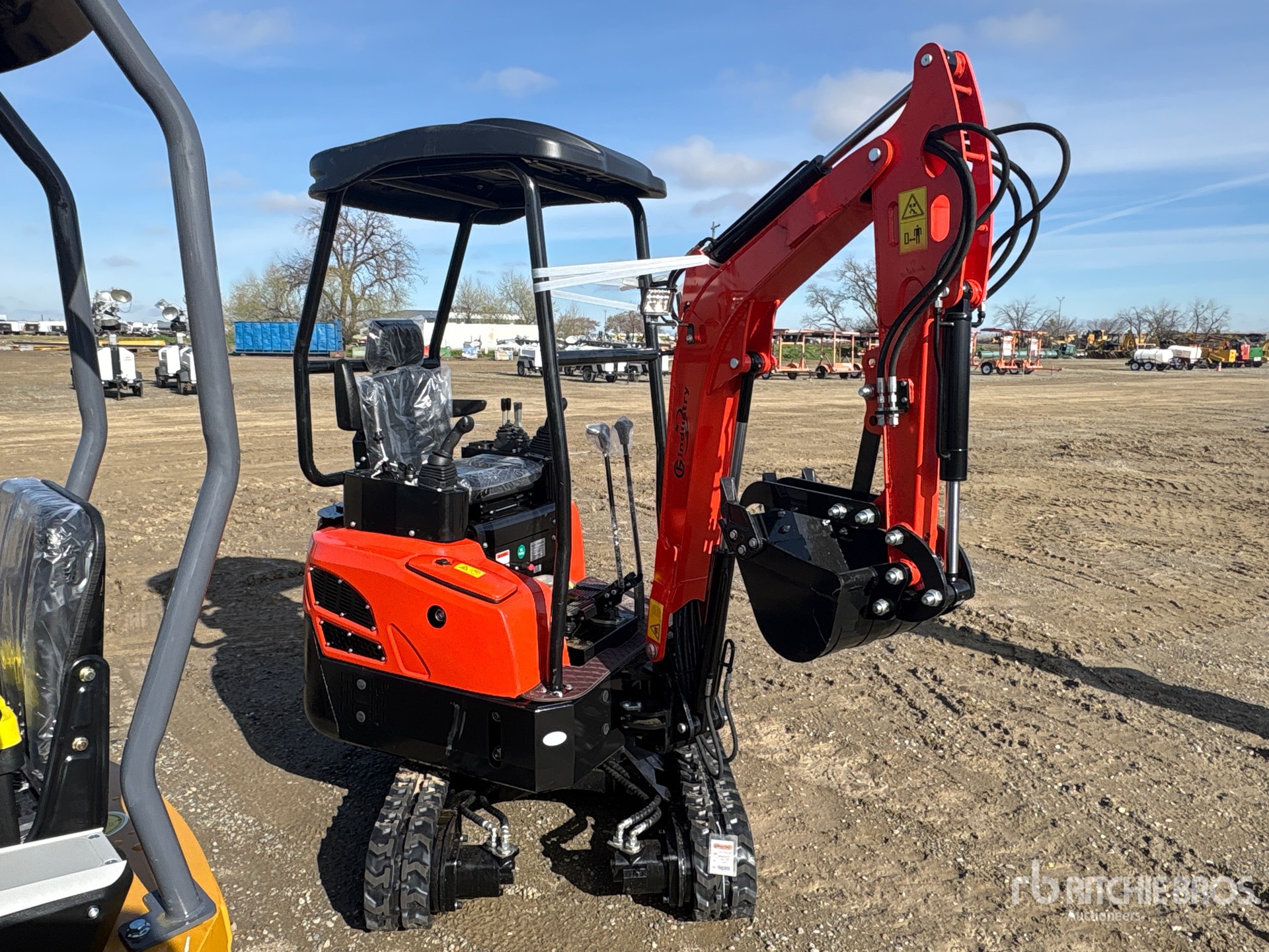 General Appearance with Picture, Right Front Corner