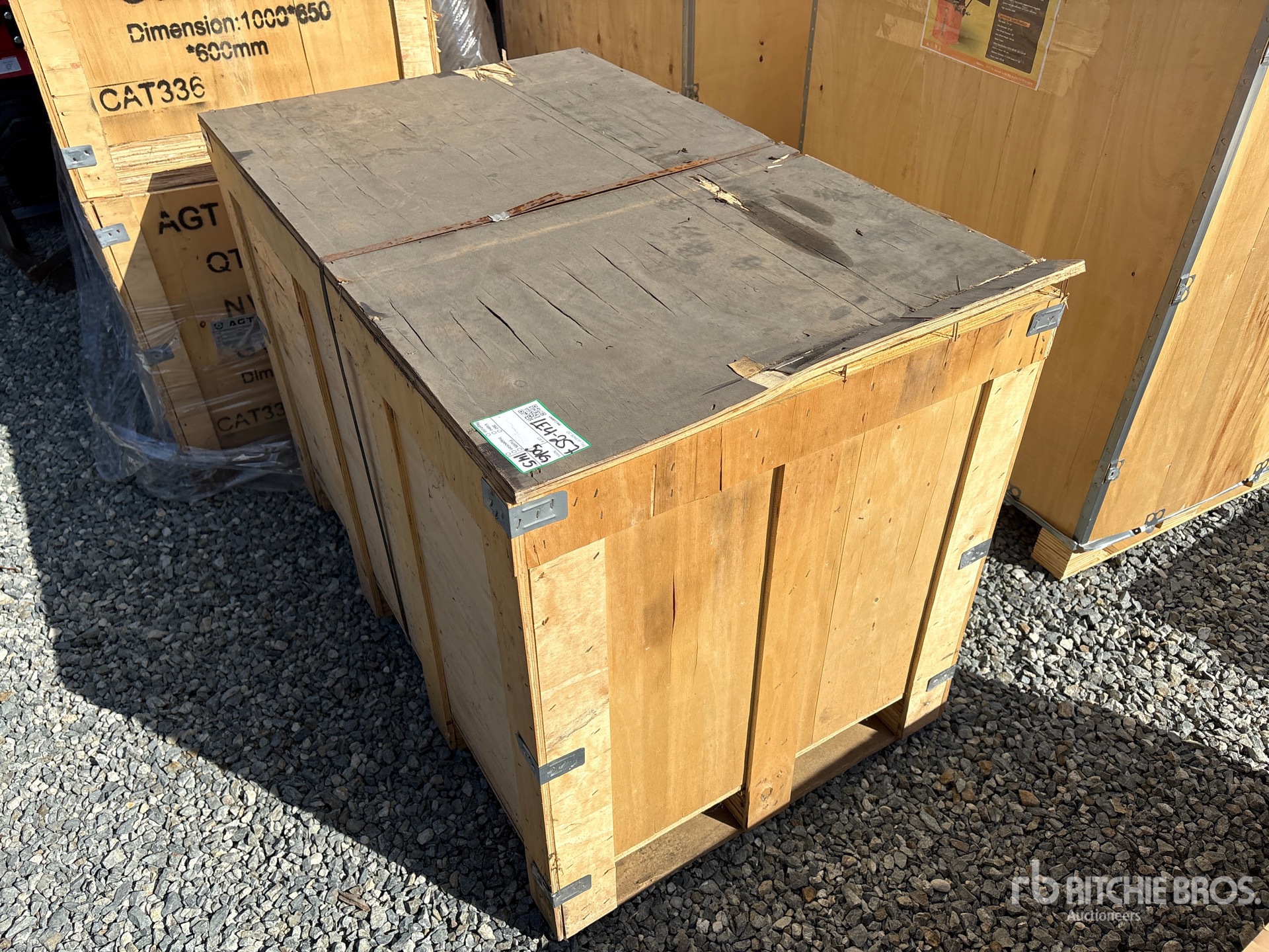 General Appearance with Picture, Left Front Corner