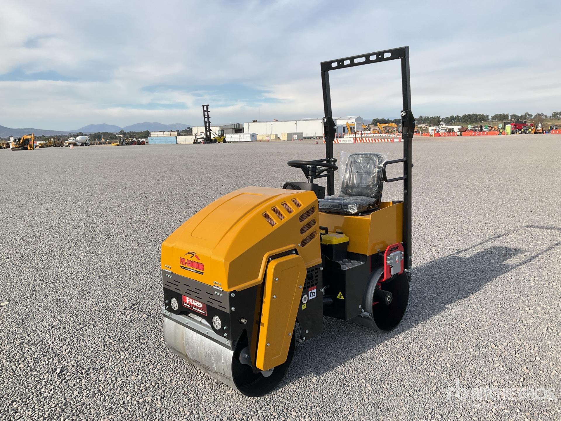 General Appearance with Picture, Left Front Corner