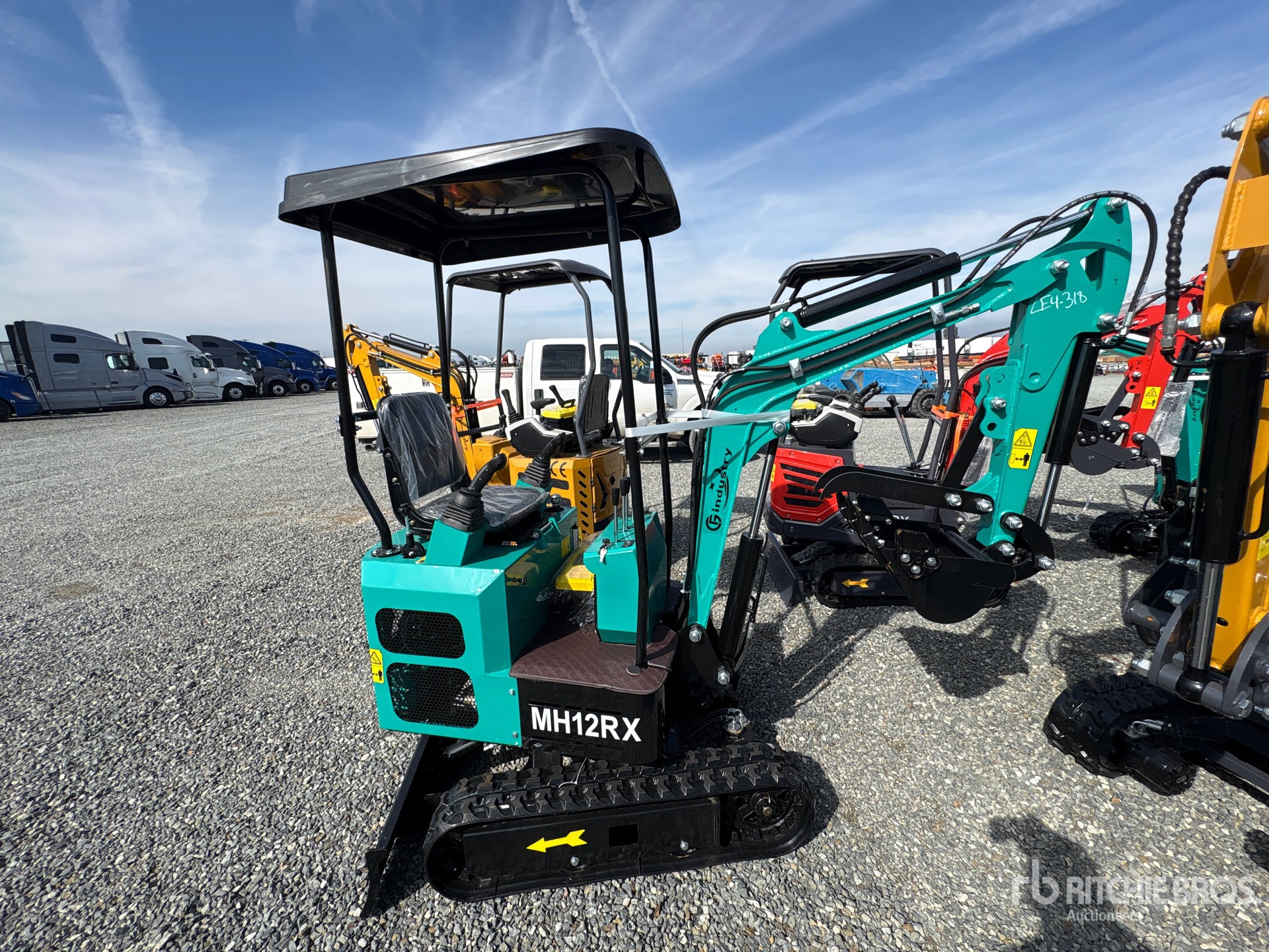 General Appearance with Bild, Ecke vorne rechts