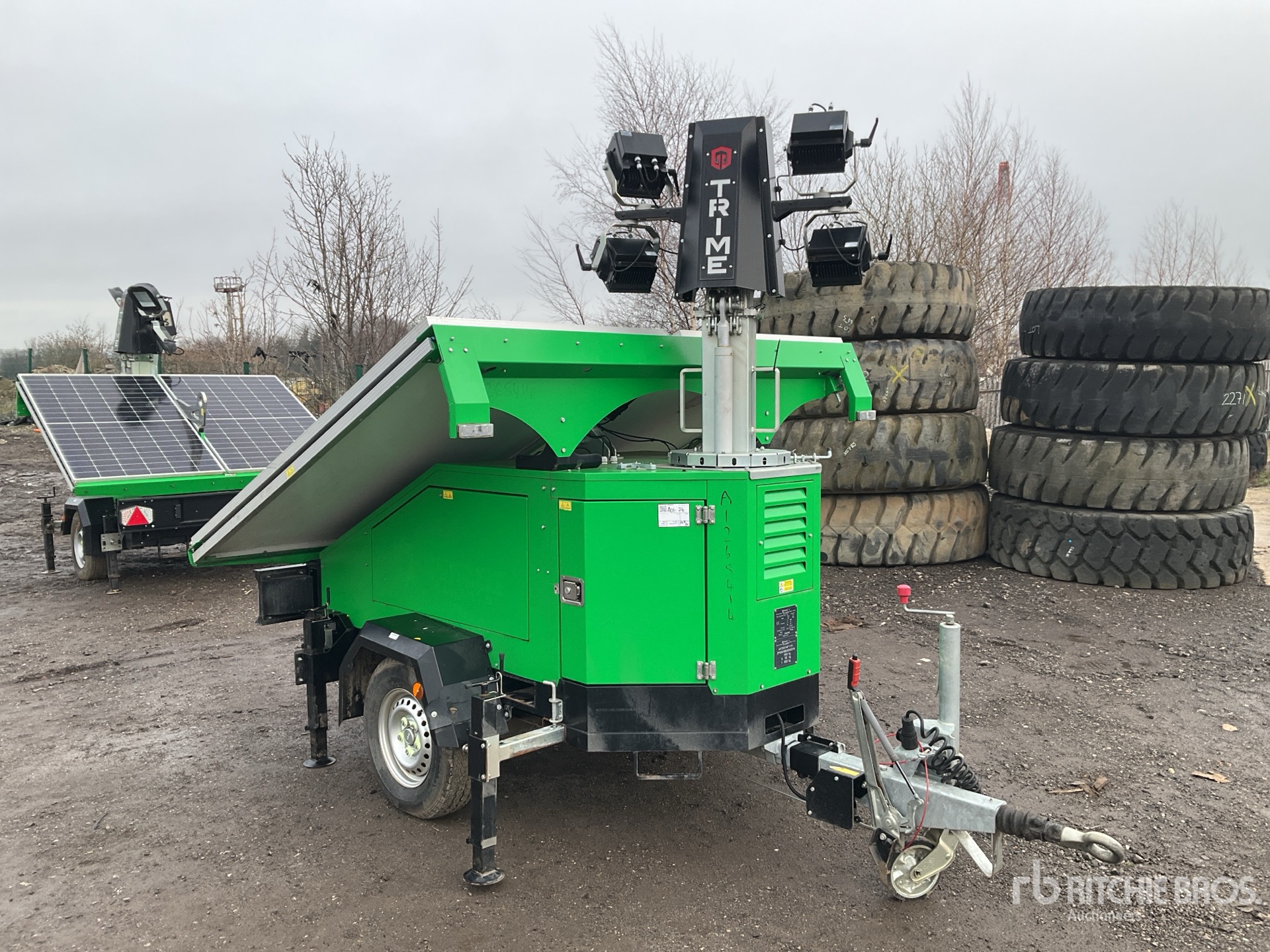 General Appearance with Picture, Right Front Corner