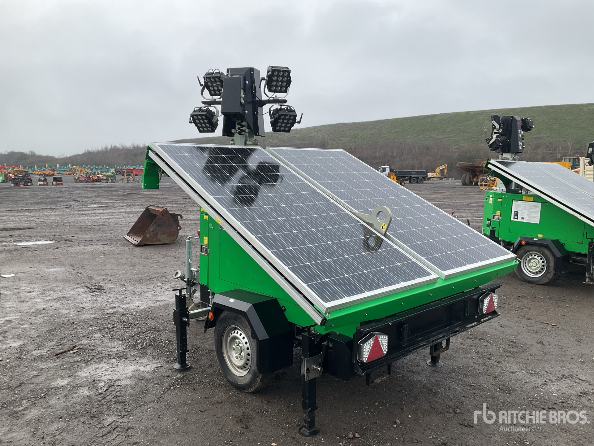 General Appearance with Picture, Left Rear Corner