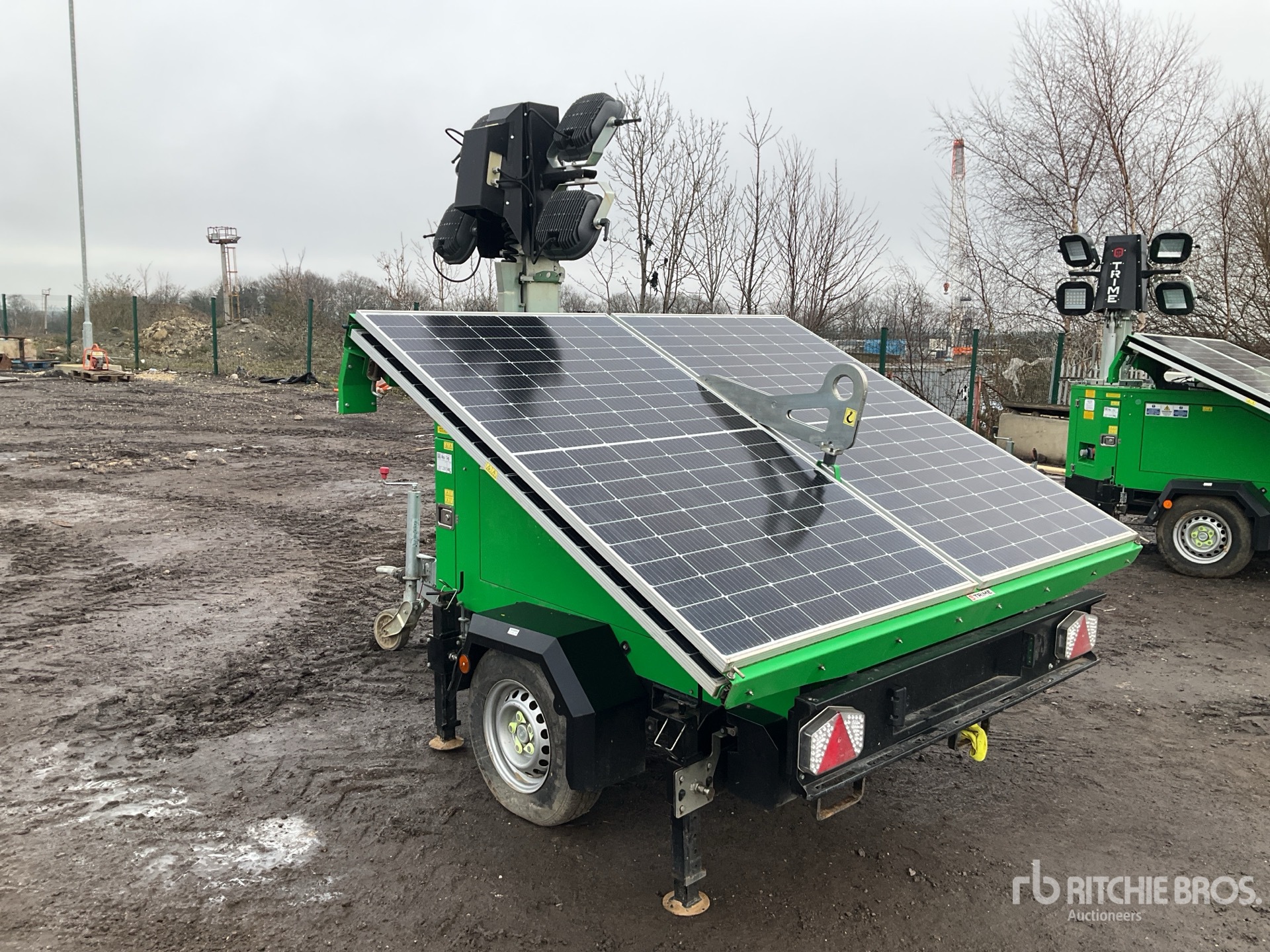 General Appearance with Picture, Left Rear Corner