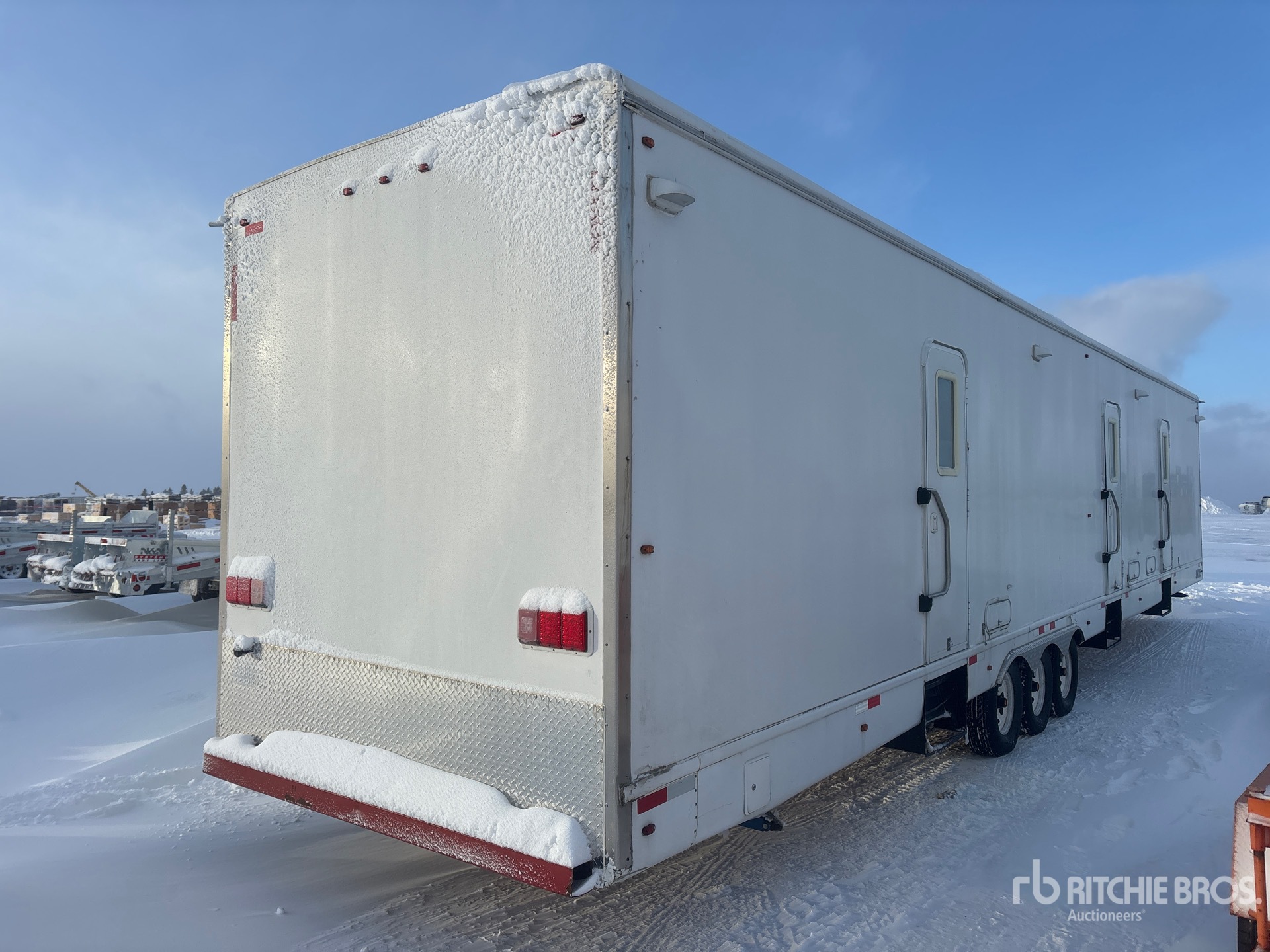 General Appearance with Imagen: esquina trasera derecha