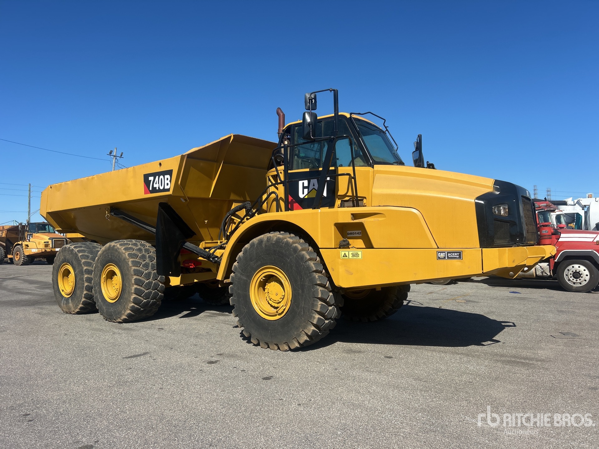 Aspect général with Image, coin avant droit