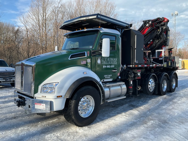 2022 Palfinger PK65002-SH 44100 lb Knuckle Boom on 2023 Kenworth T880 Arborist Edition 8x4 Boom Truck 2022 Palfinger PK65002-SH 44100 lb Knuckle Boom on 2023 Kenworth T880 Arborist Edition 8x4 Boom Truck