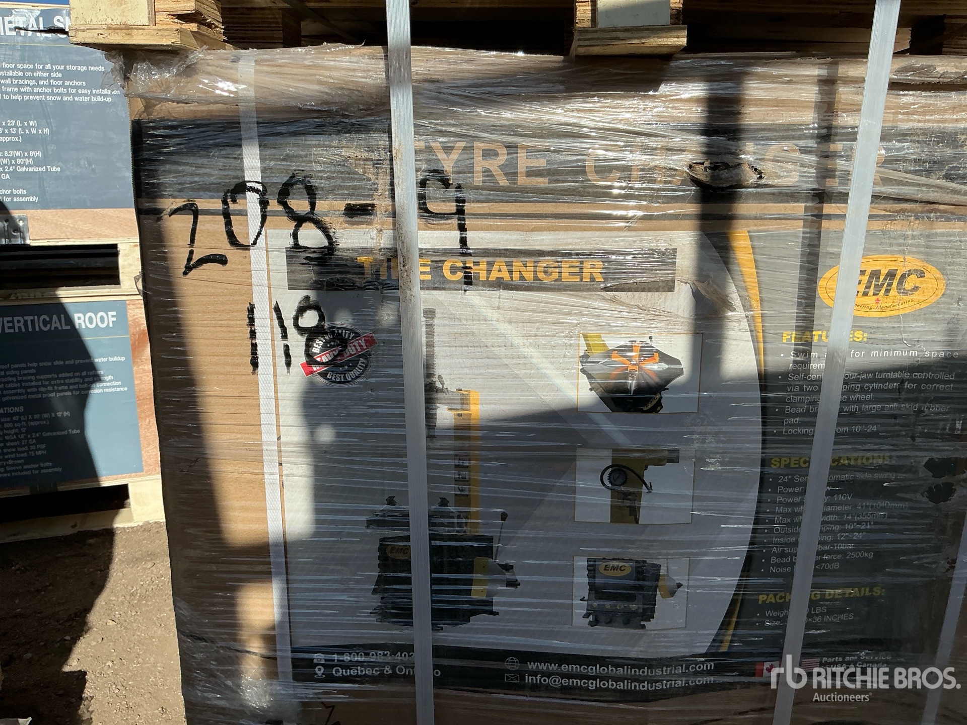 General Appearance with Foto, angolo anteriore sinistro