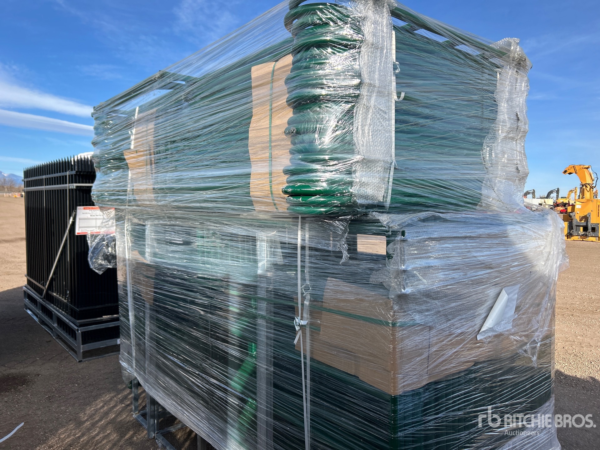 General Appearance with Foto, angolo anteriore sinistro