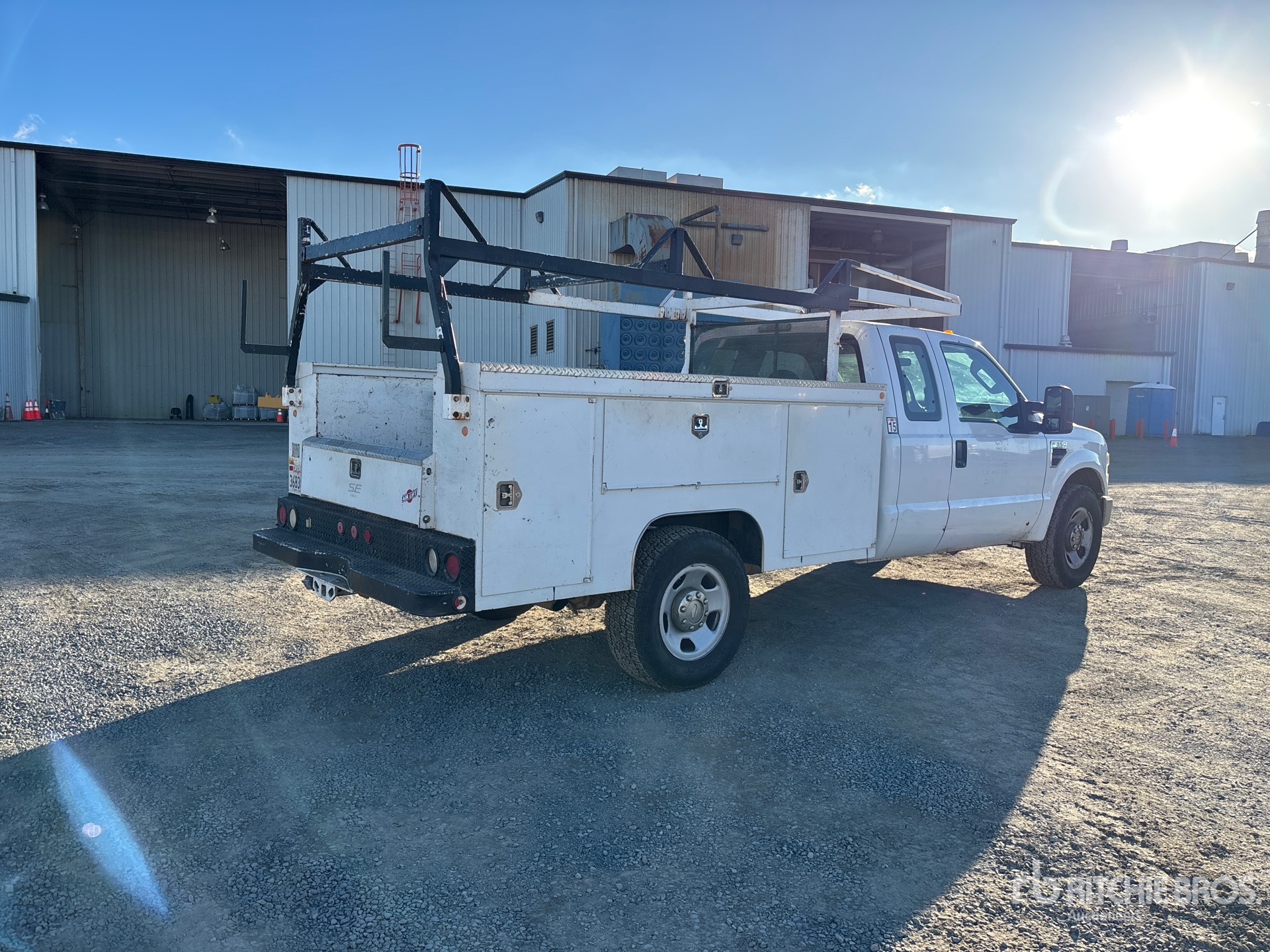 General Appearance with Imagen: esquina trasera derecha