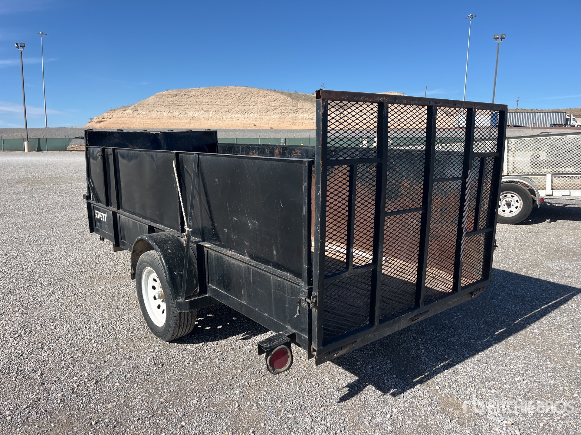 General Appearance with Imagen: esquina trasera izquierda