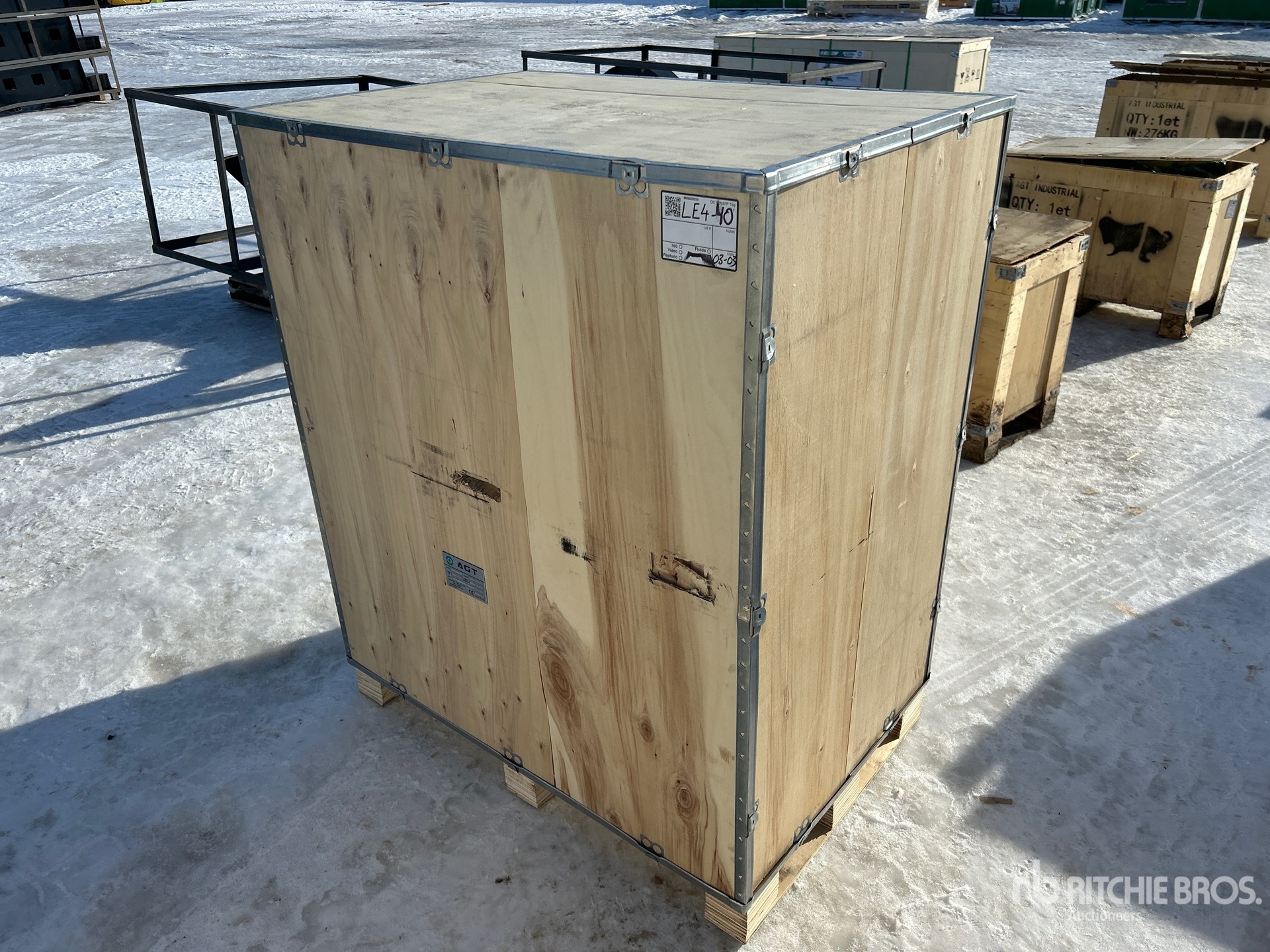 General Appearance with Picture, Left Front Corner