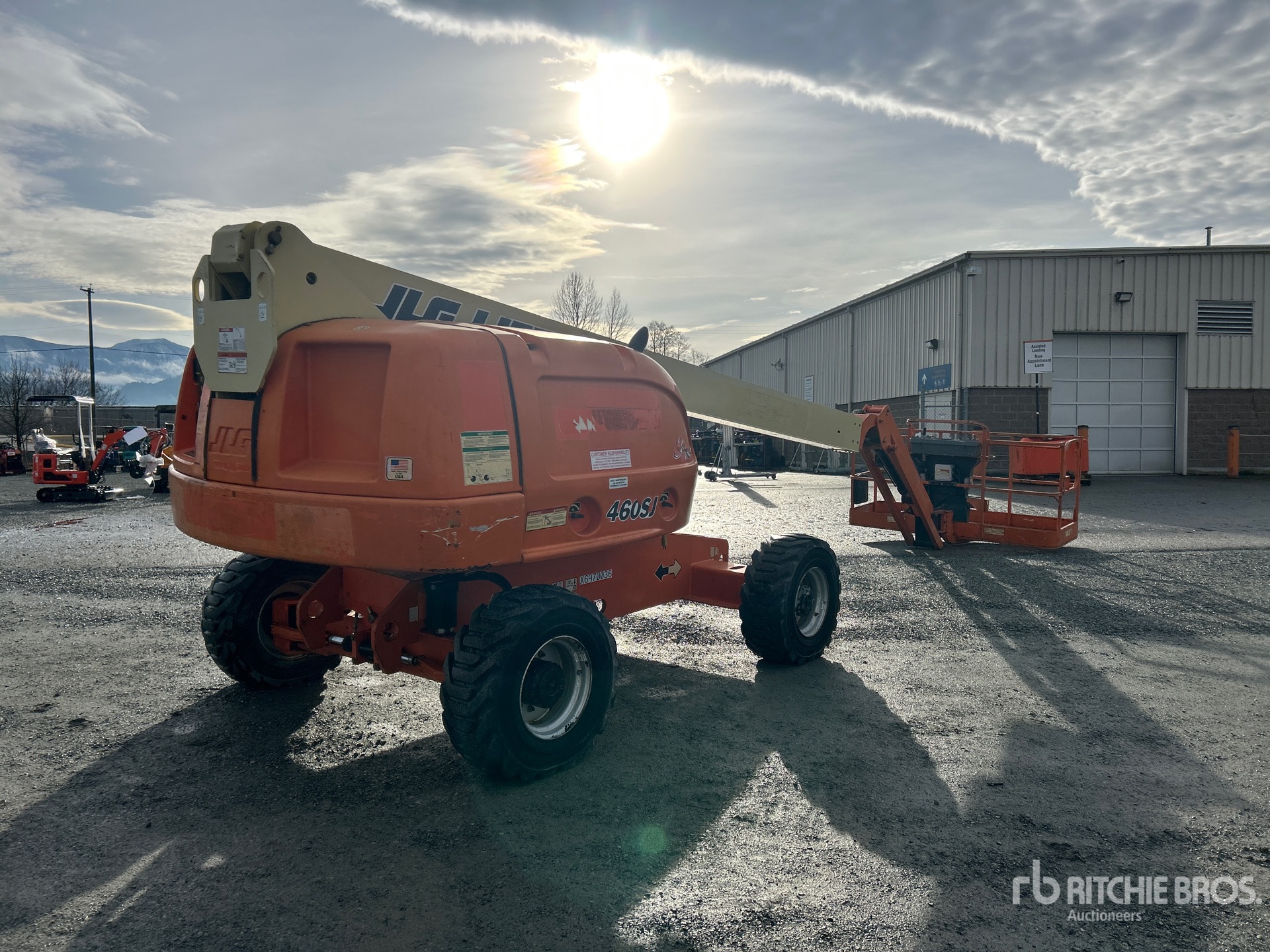 General Appearance with Picture, Right Rear Corner