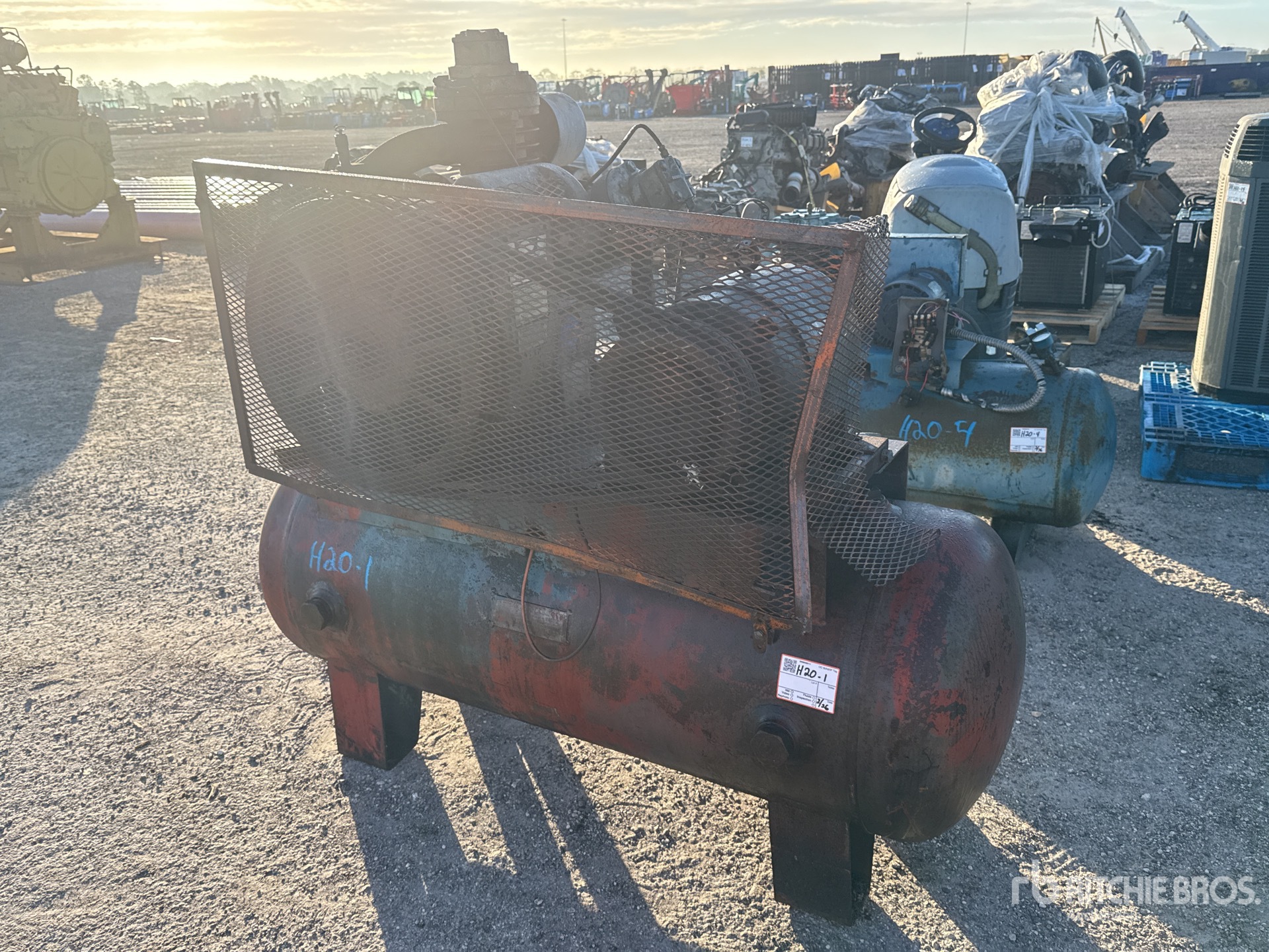 General Appearance with Imagen: esquina delantera derecha