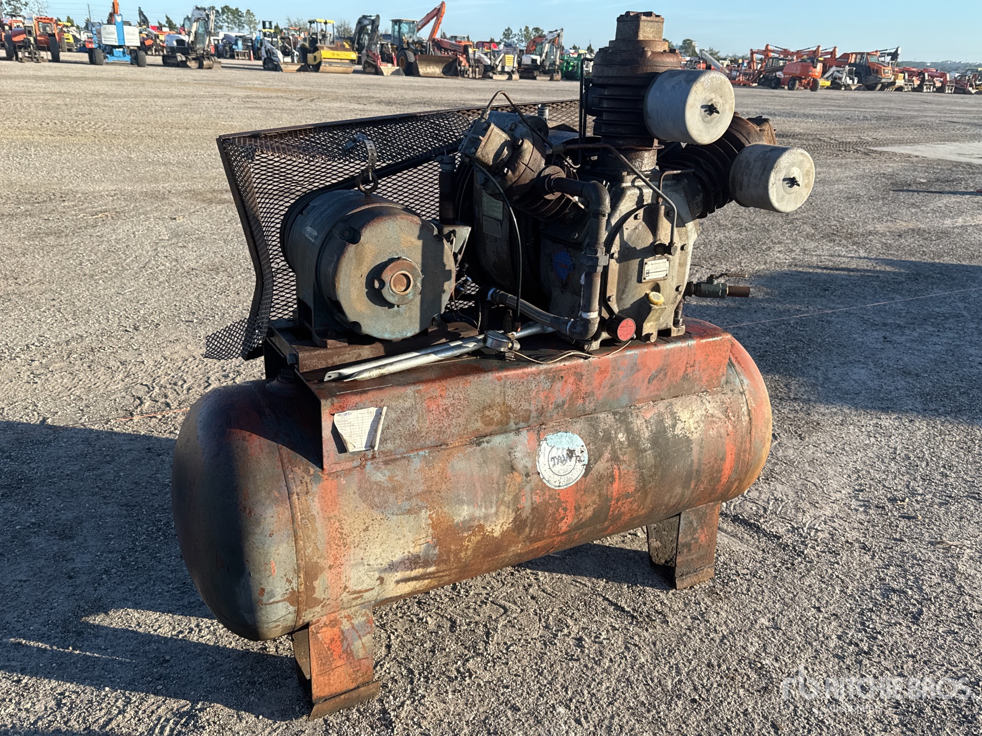 General Appearance with Imagen: esquina trasera derecha