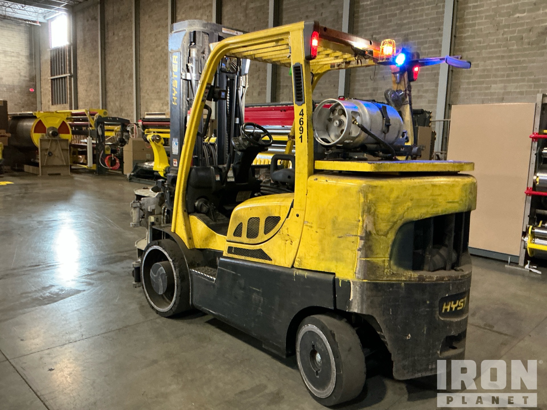 General Appearance - Lift Truck* with Foto, angolo posteriore sinistro